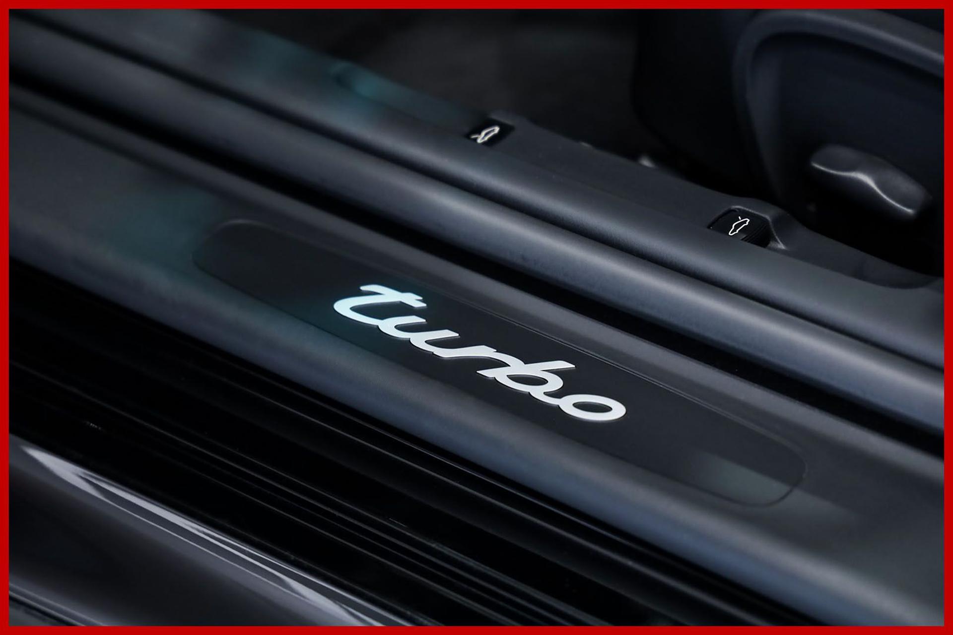 PORSCHE 996