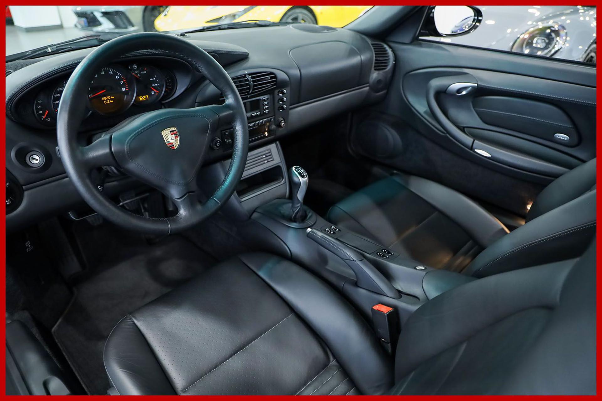 PORSCHE 996