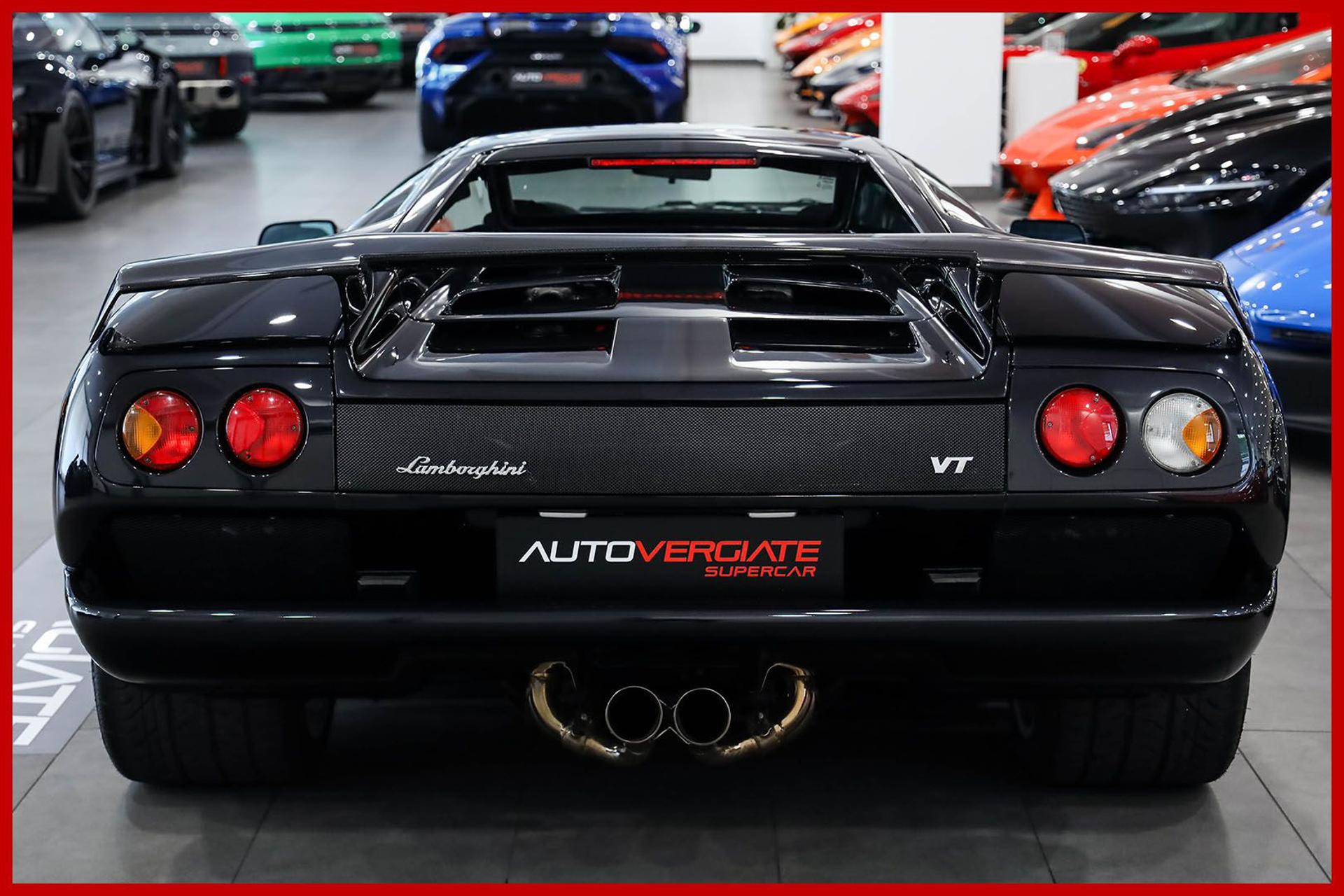 LAMBORGHINI Diablo