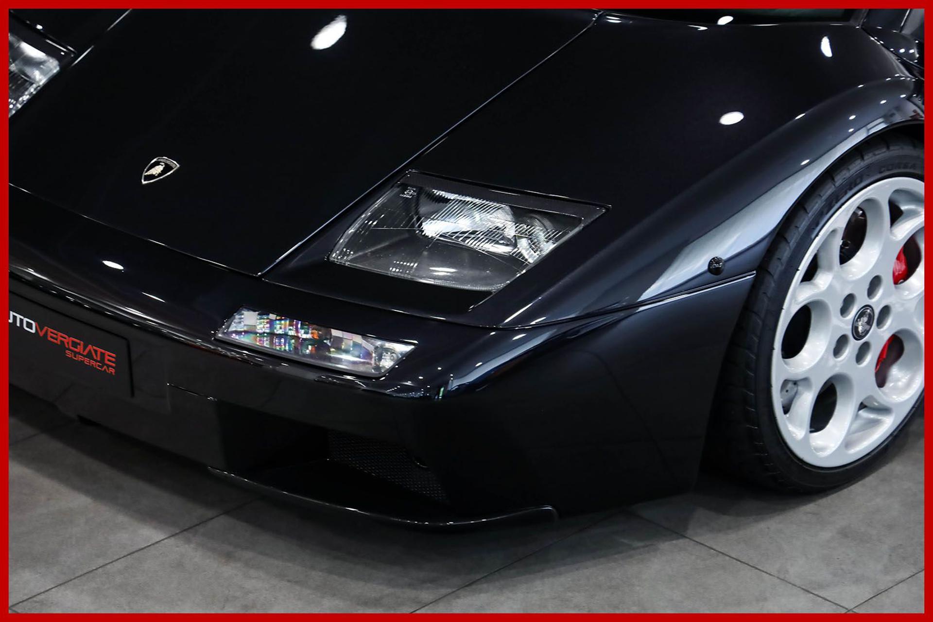 LAMBORGHINI Diablo