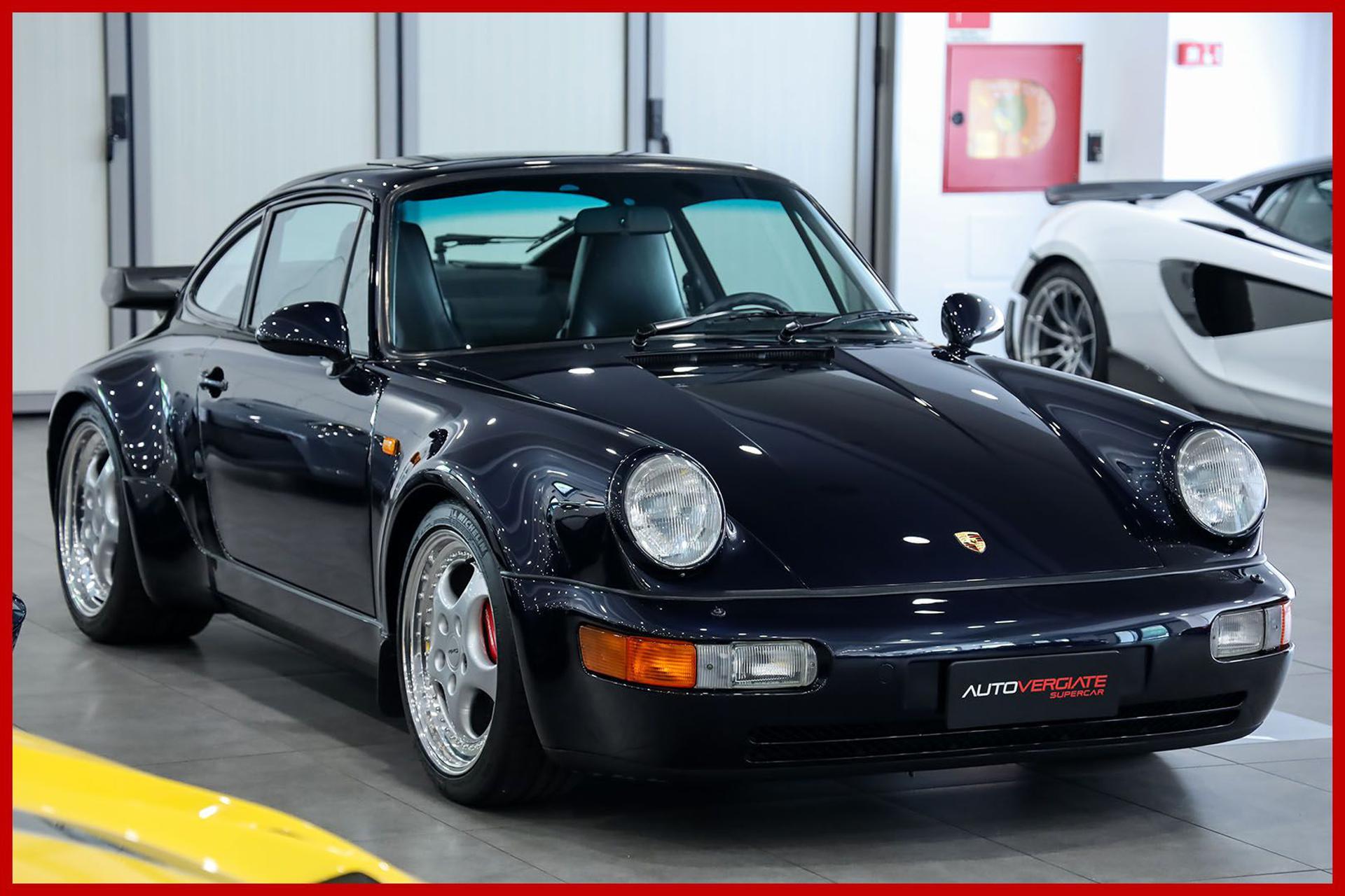 PORSCHE 964