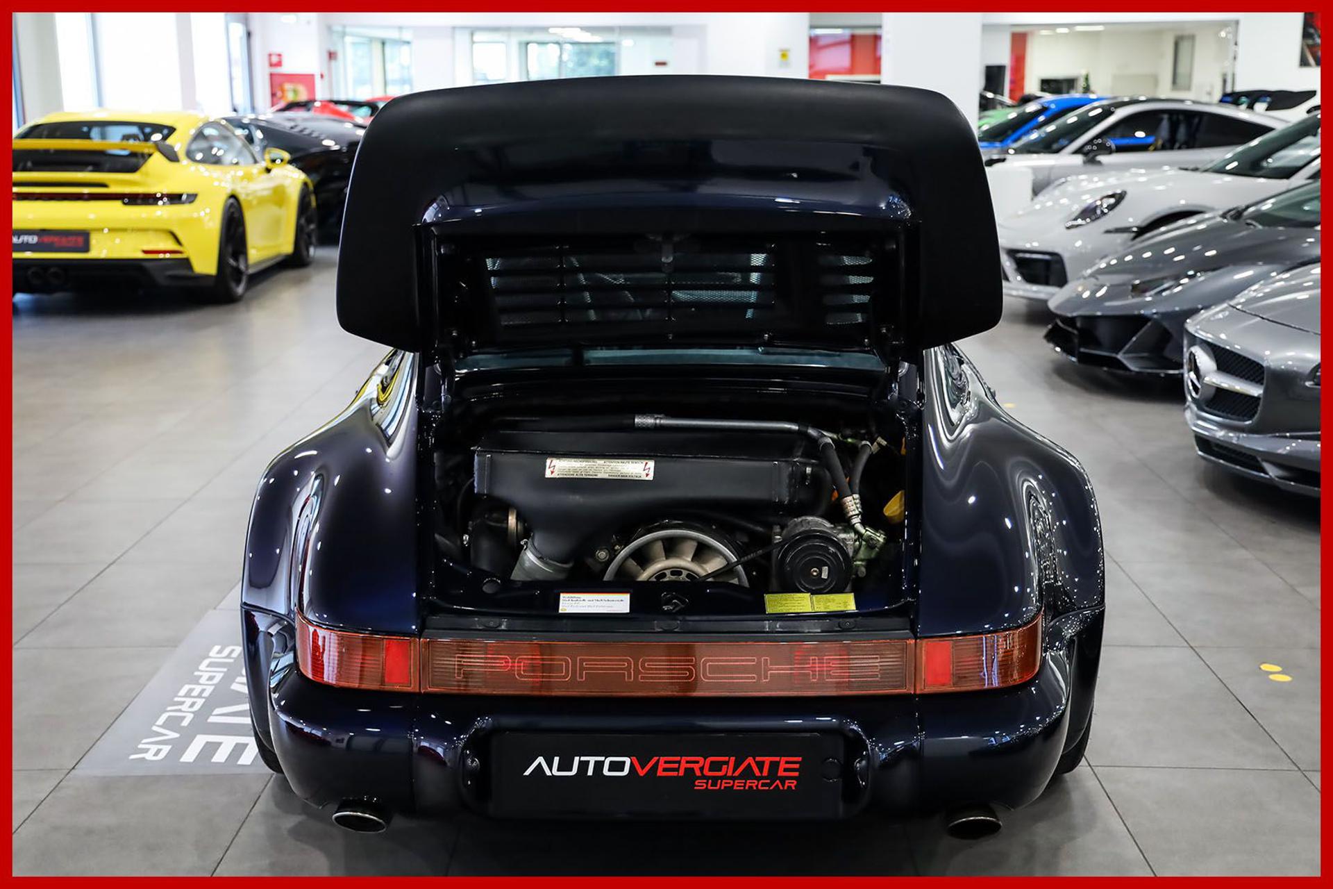 PORSCHE 964