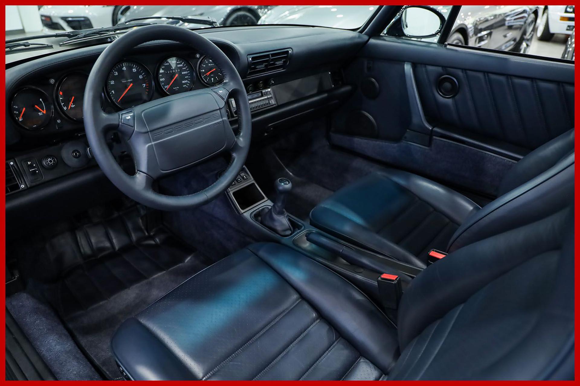 PORSCHE 964