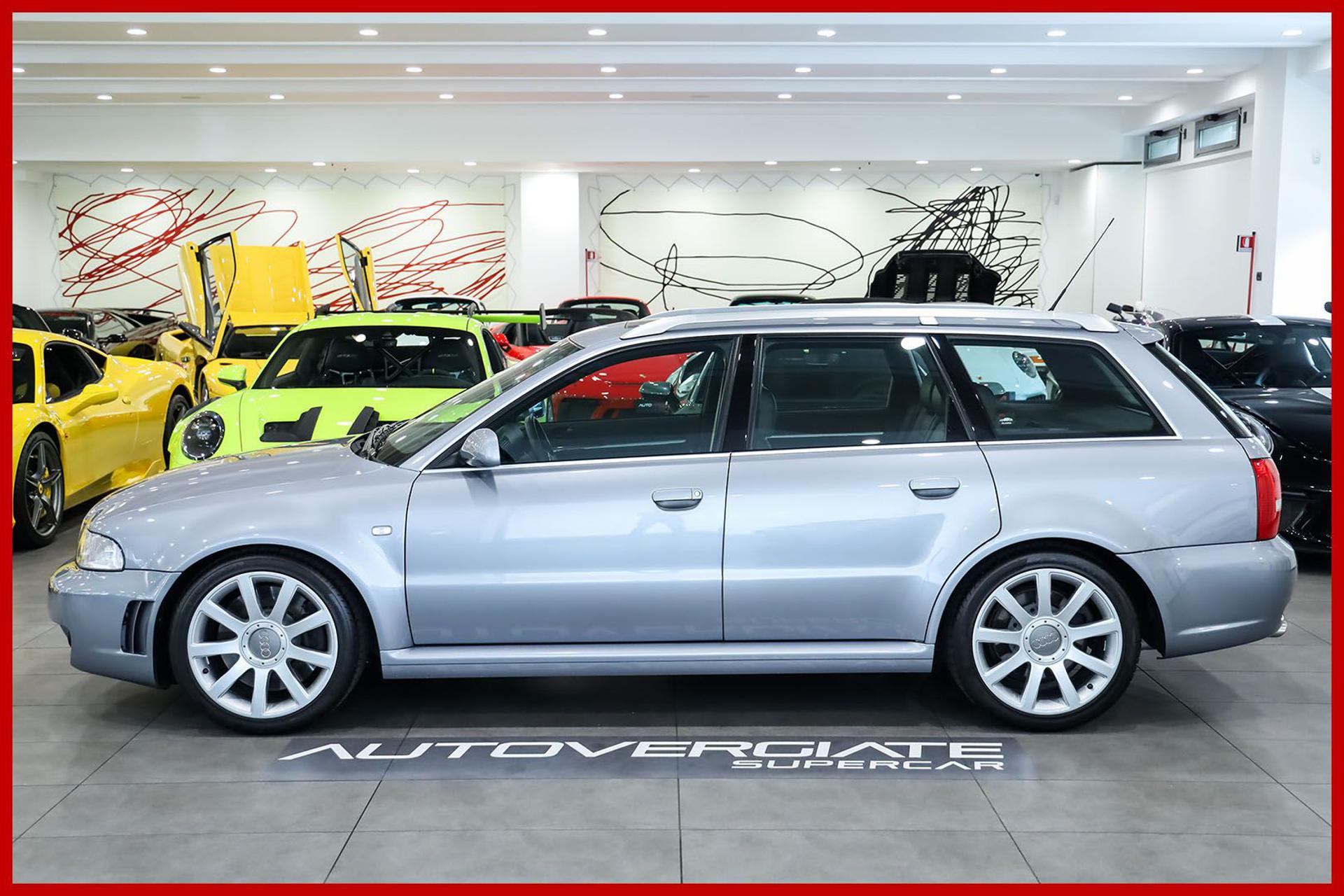 AUDI RS4