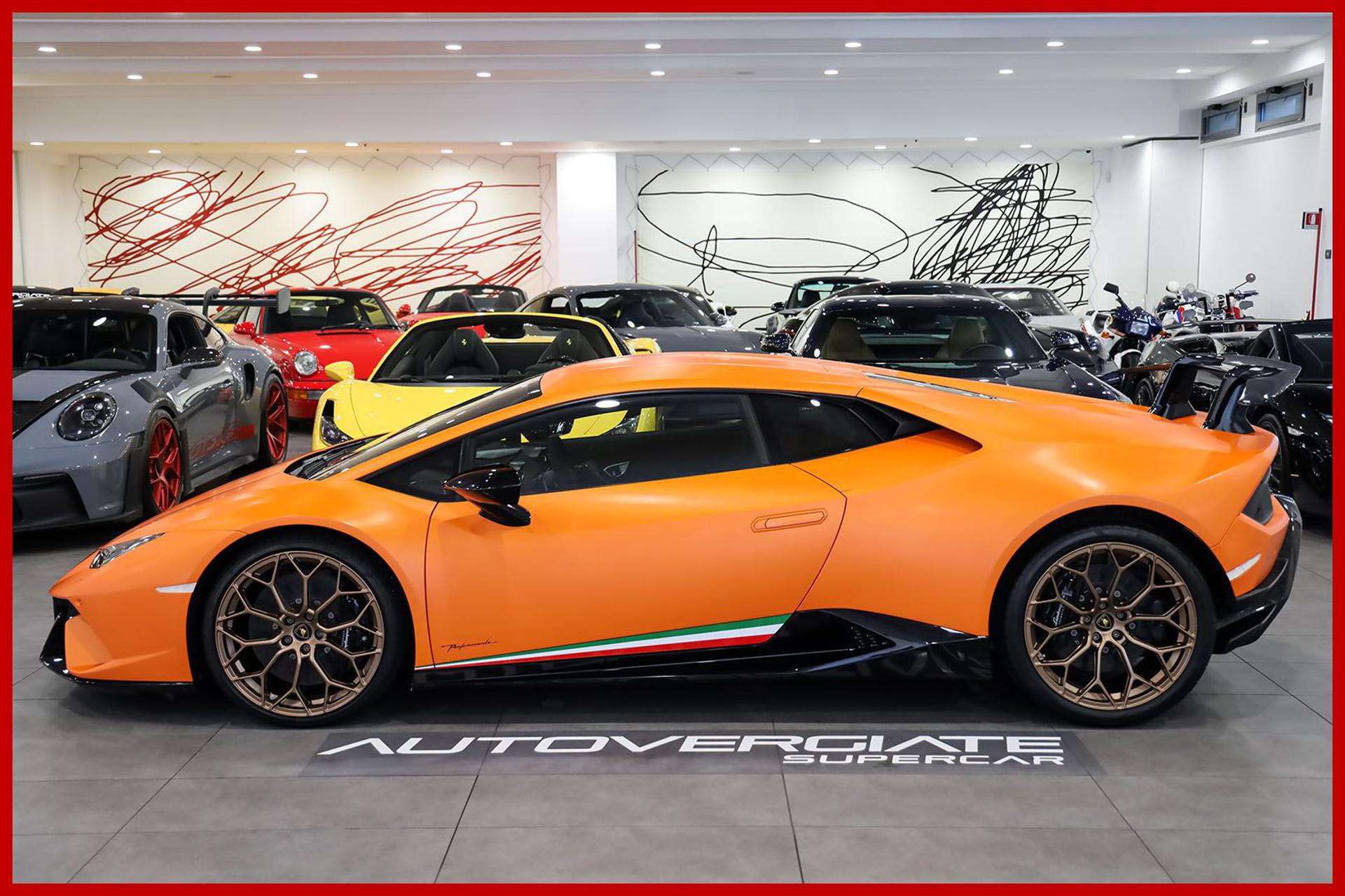 LAMBORGHINI Huracan