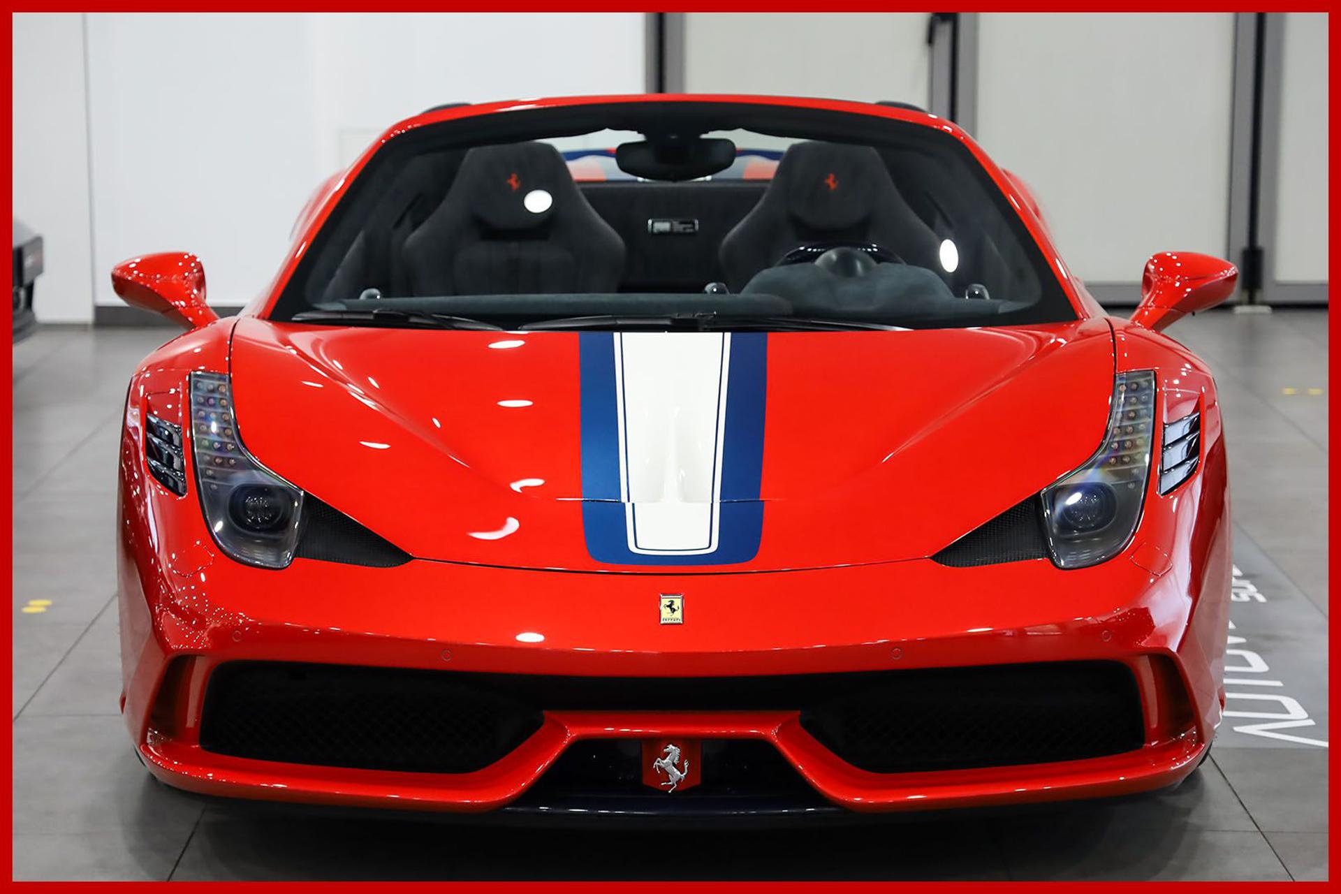 FERRARI 458