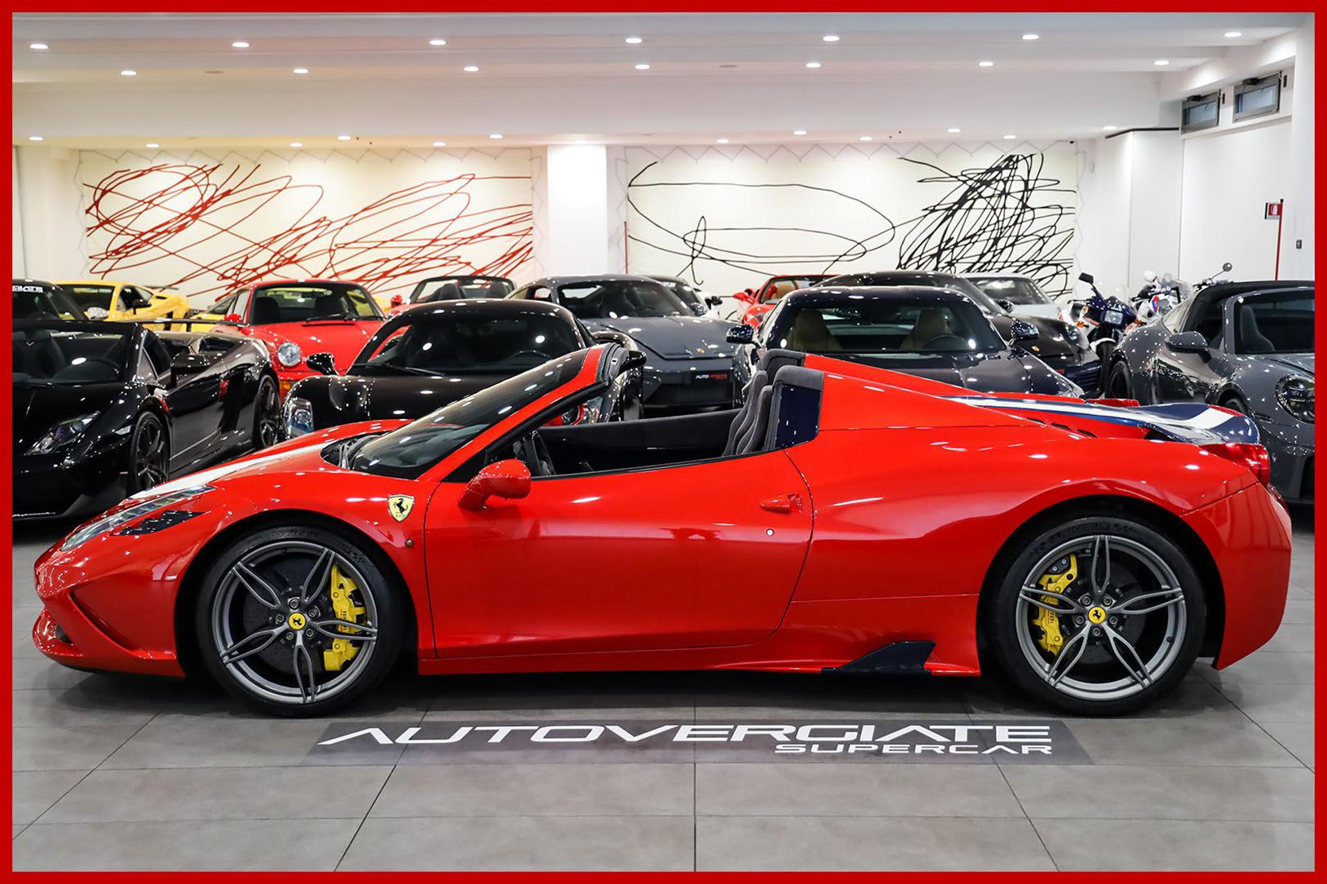 FERRARI 458