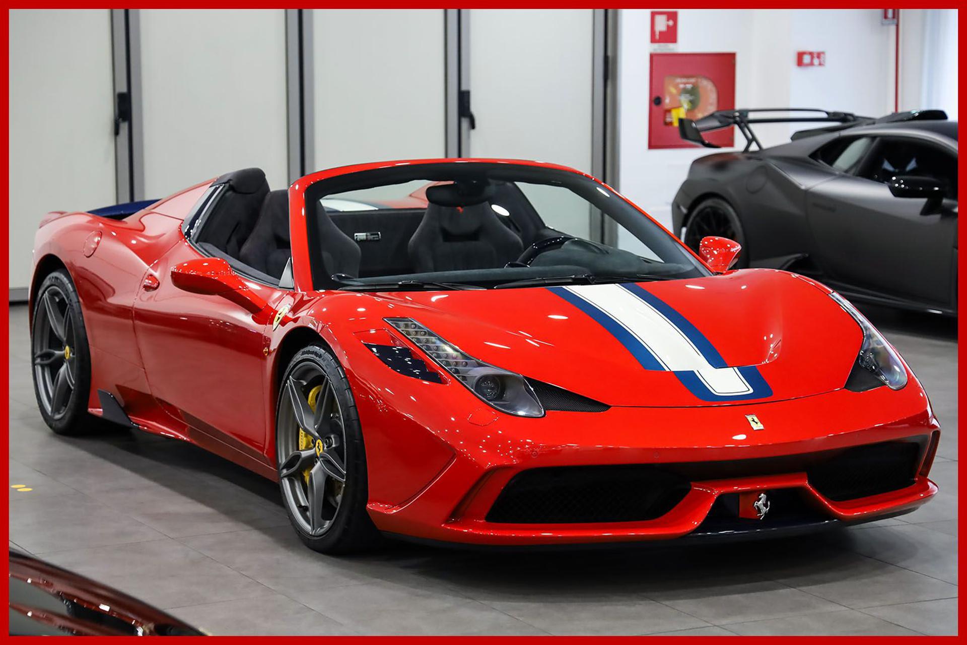 FERRARI 458