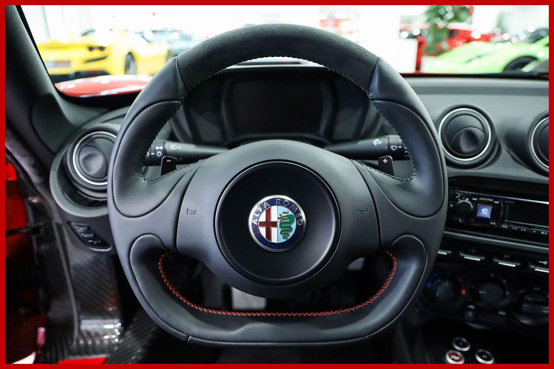 ALFA ROMEO 4C