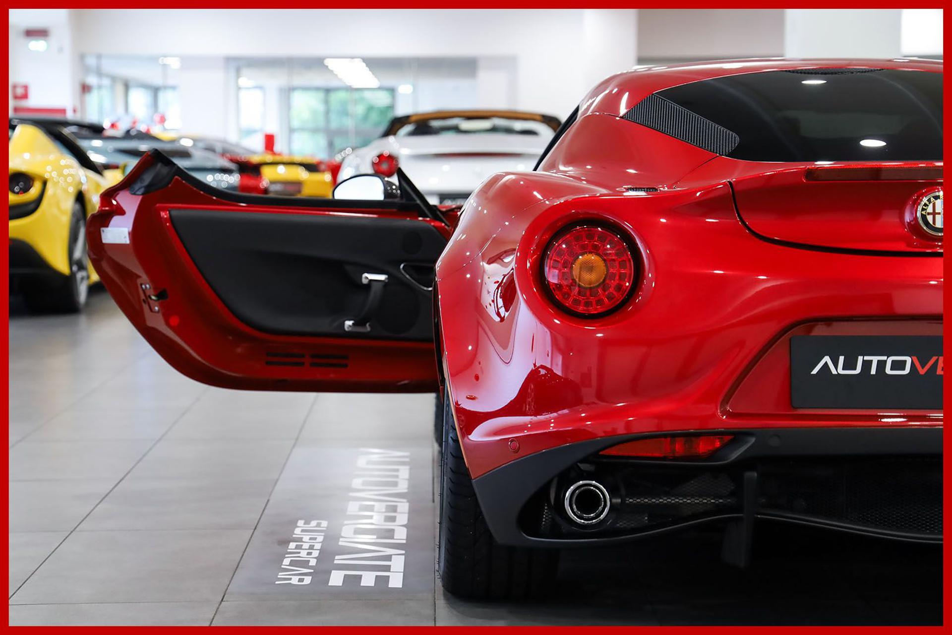 ALFA ROMEO 4C