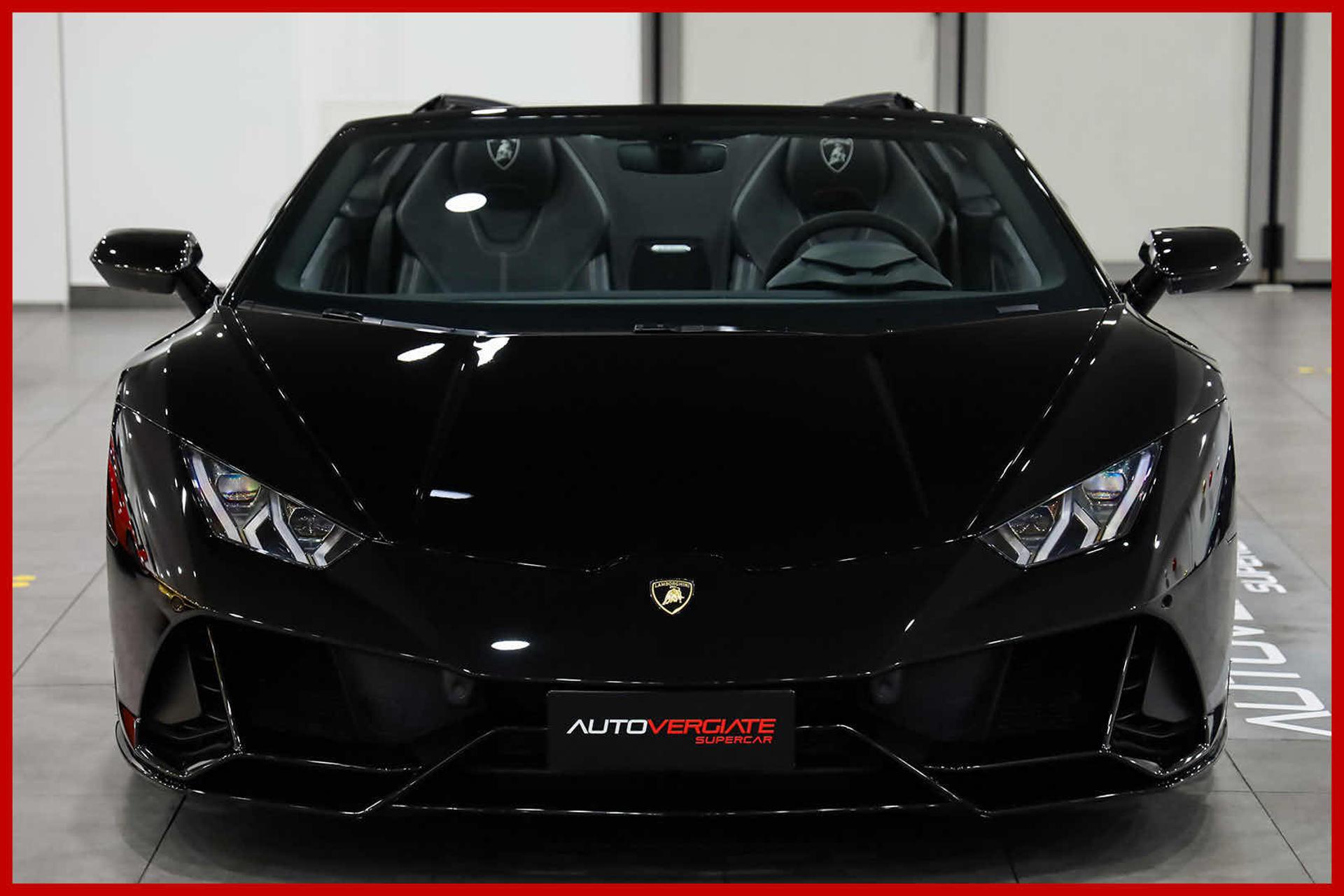 LAMBORGHINI Huracan