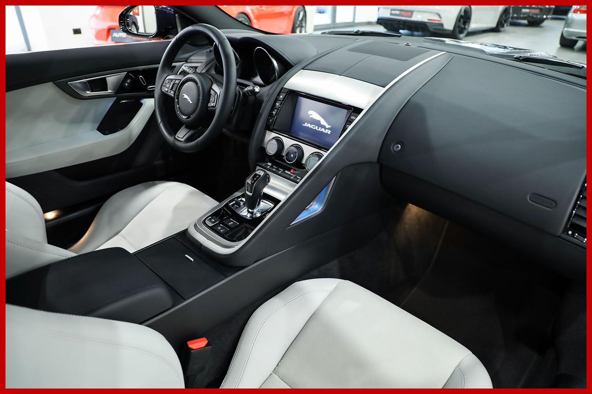 JAGUAR F-Type