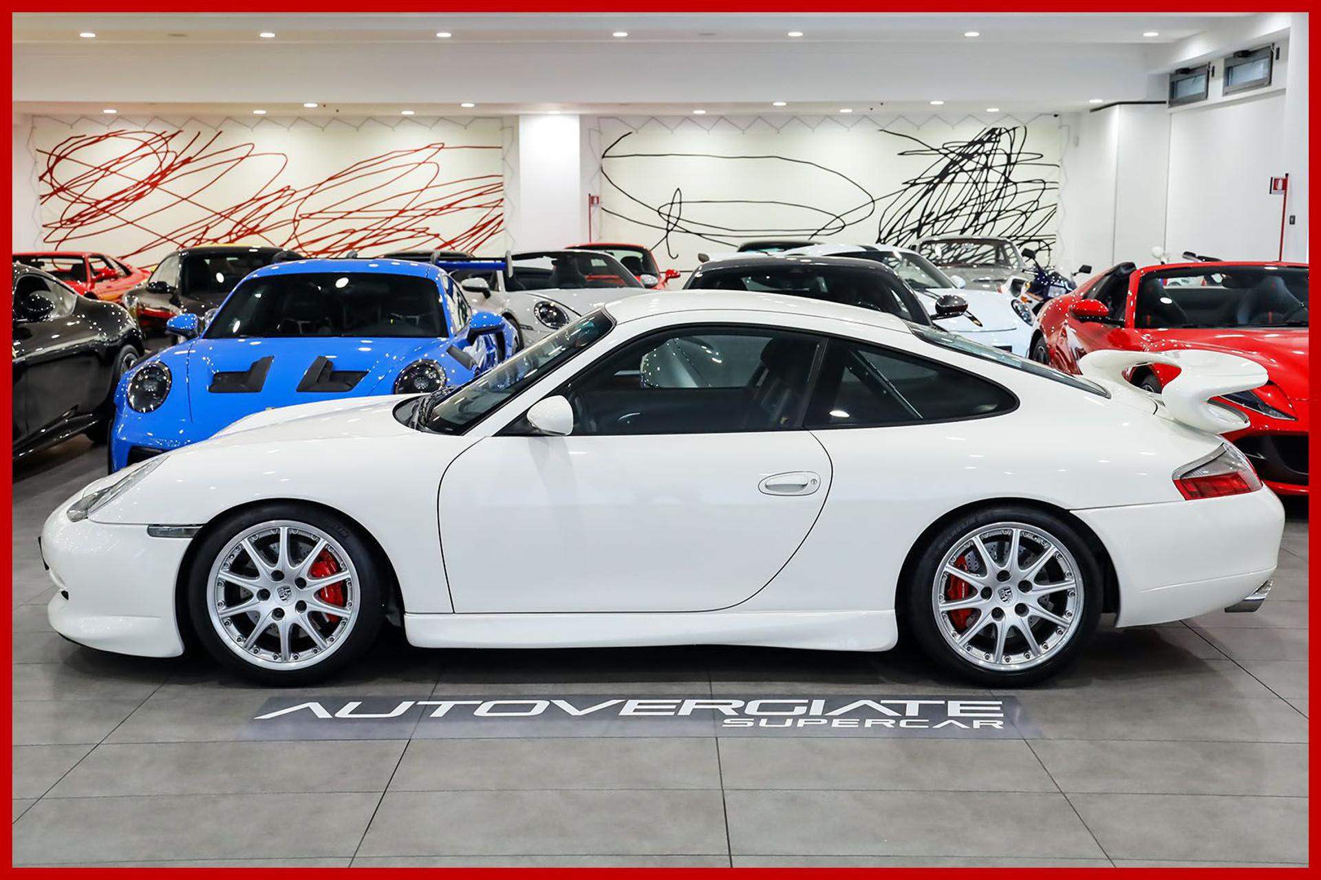 PORSCHE 996