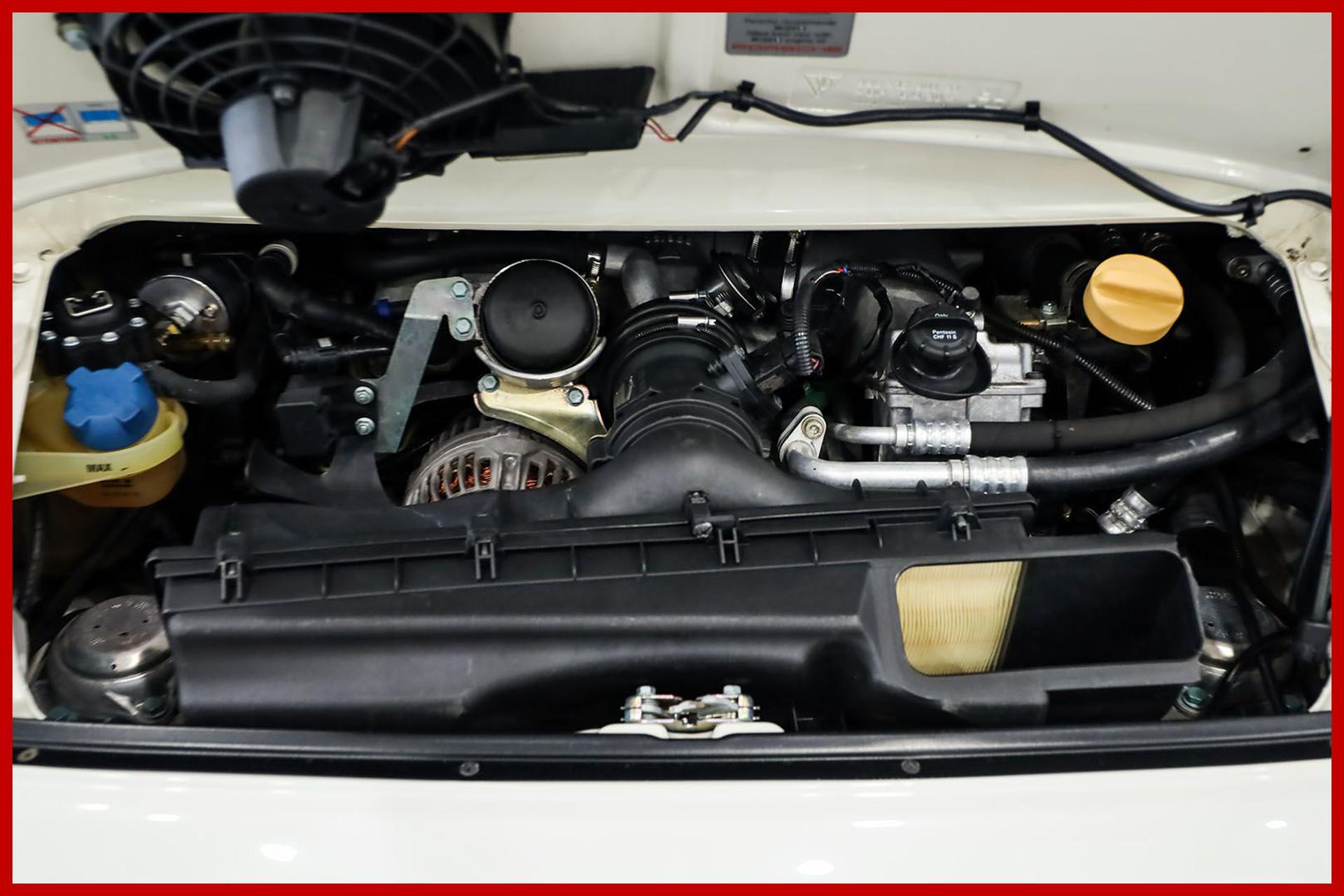 PORSCHE 996