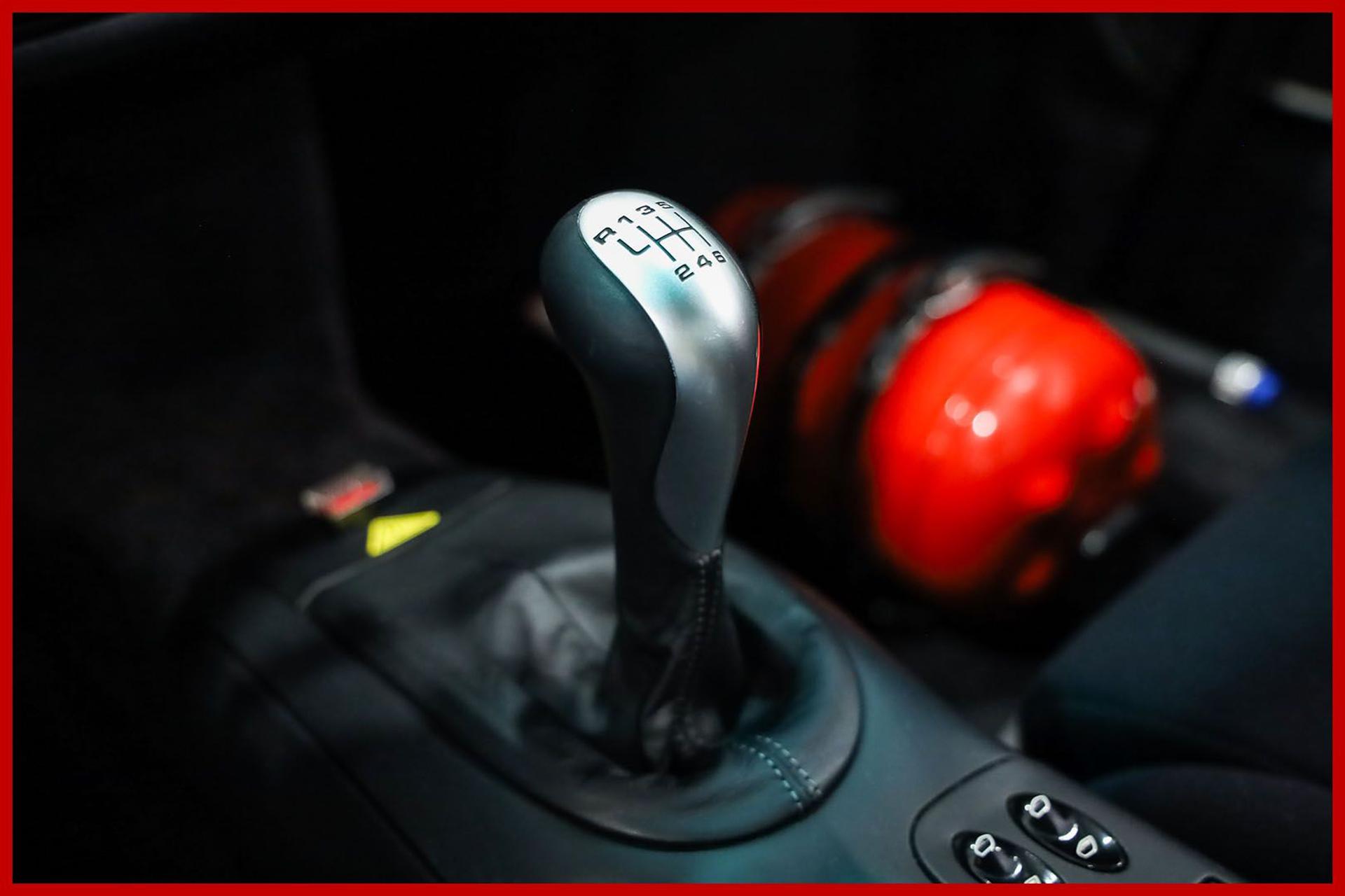 PORSCHE 996