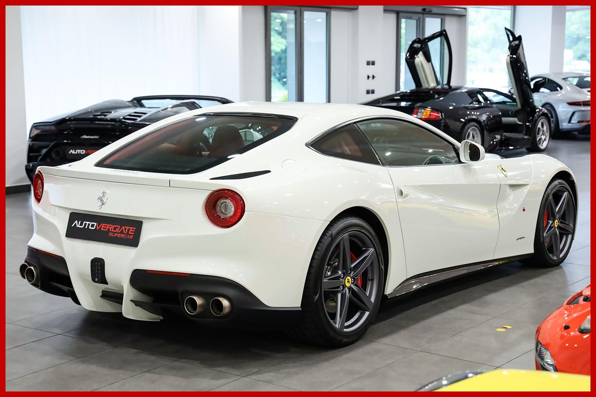 FERRARI F12