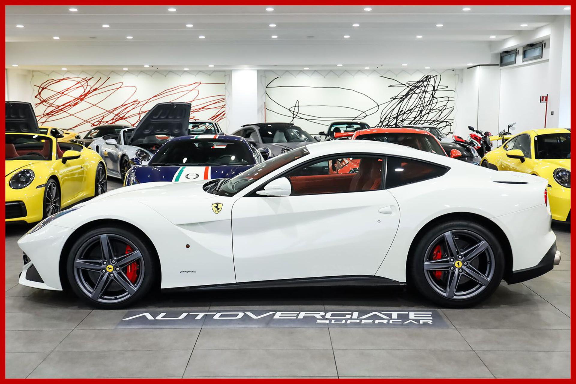 FERRARI F12
