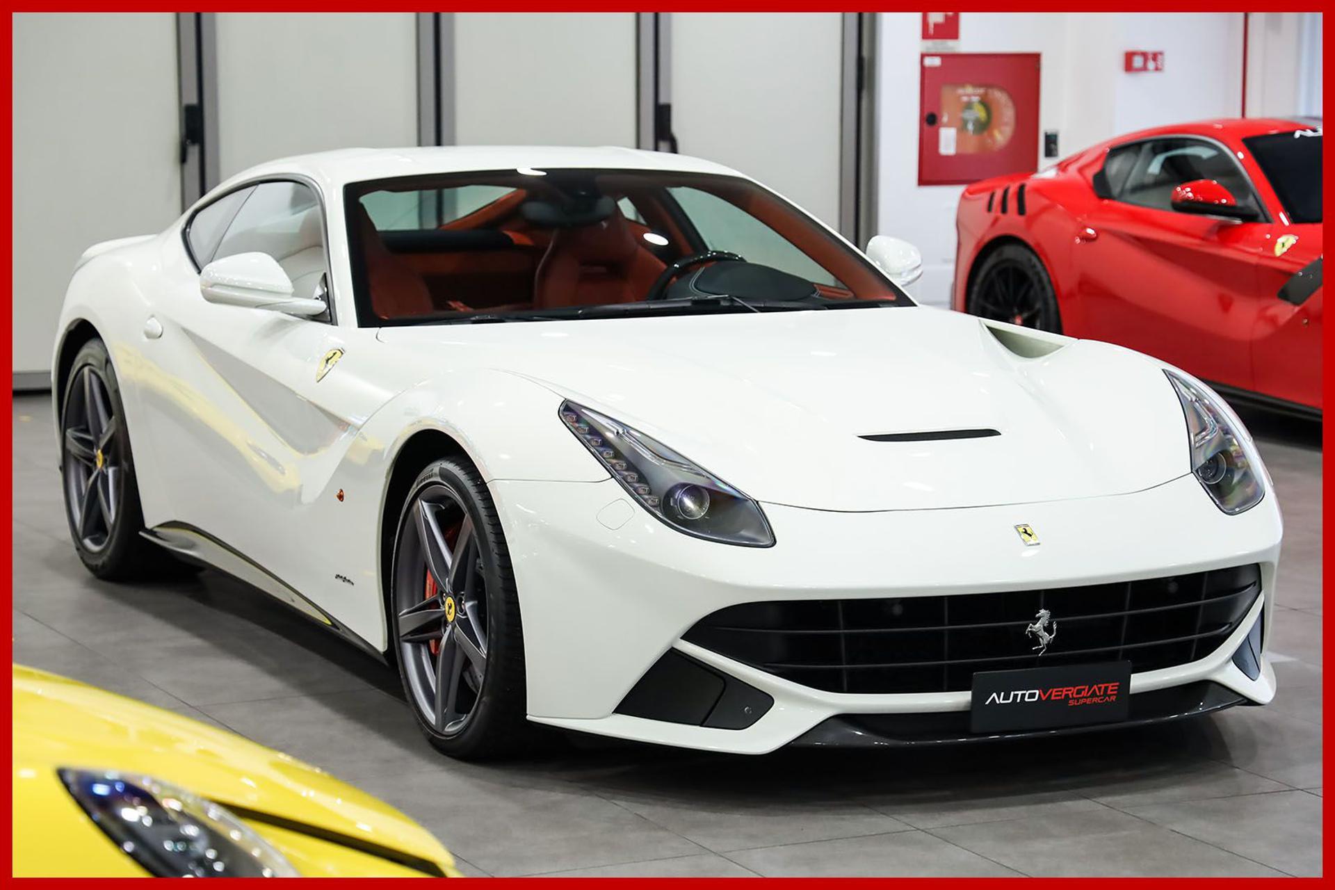 FERRARI F12