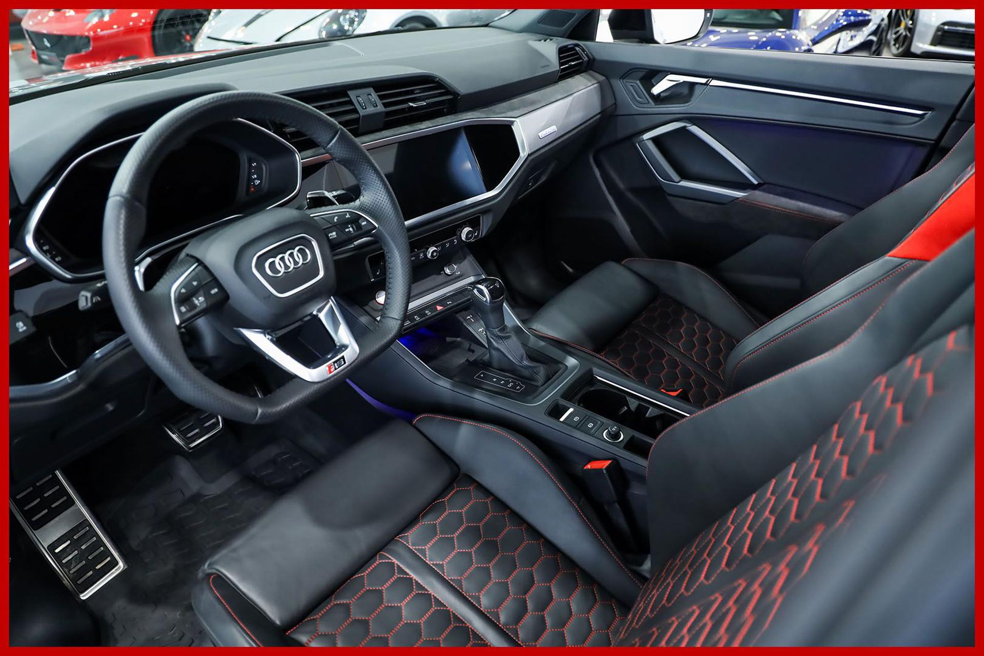 AUDI RS Q3