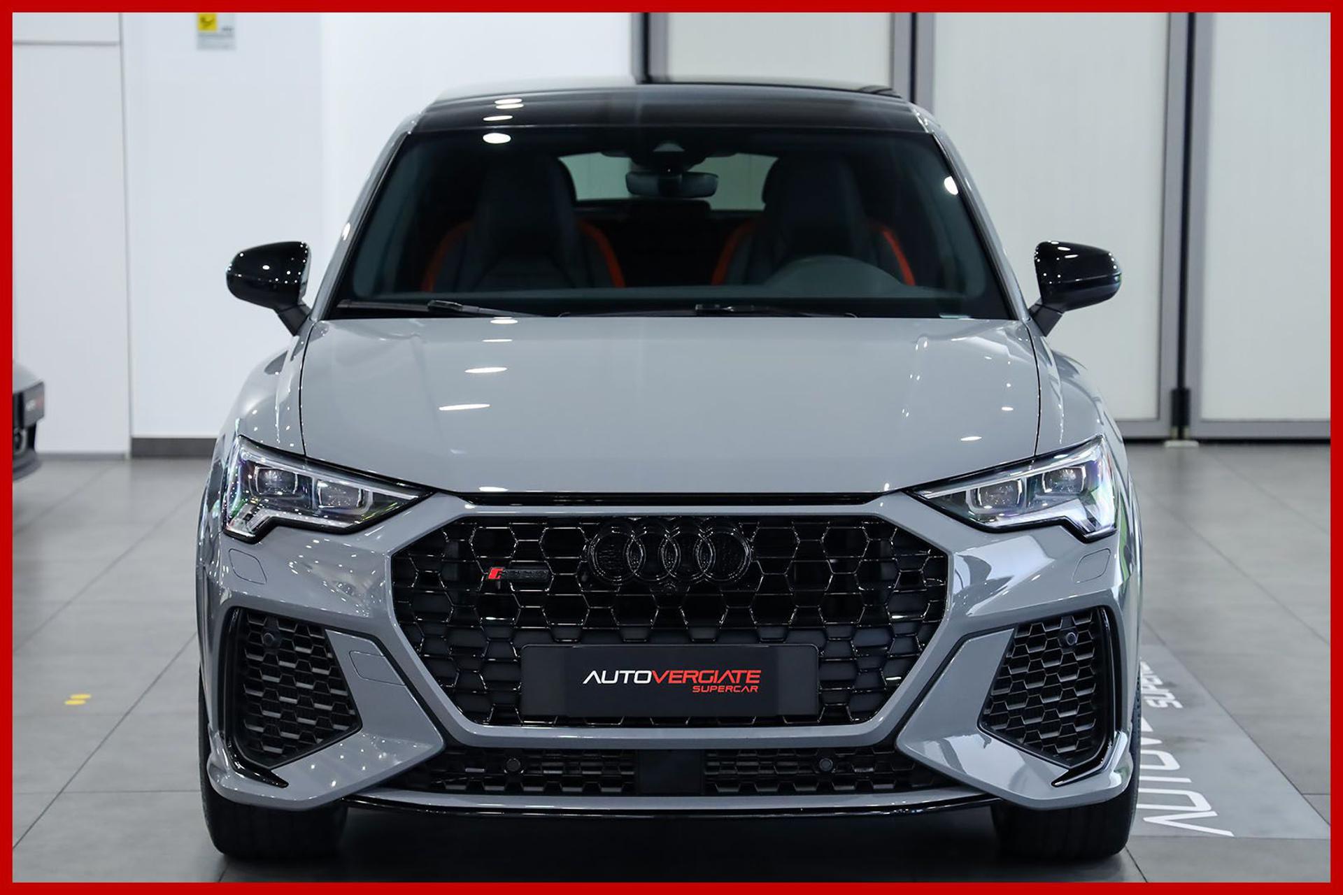 AUDI RS Q3