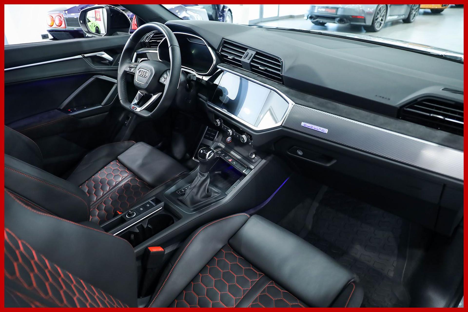 AUDI RS Q3