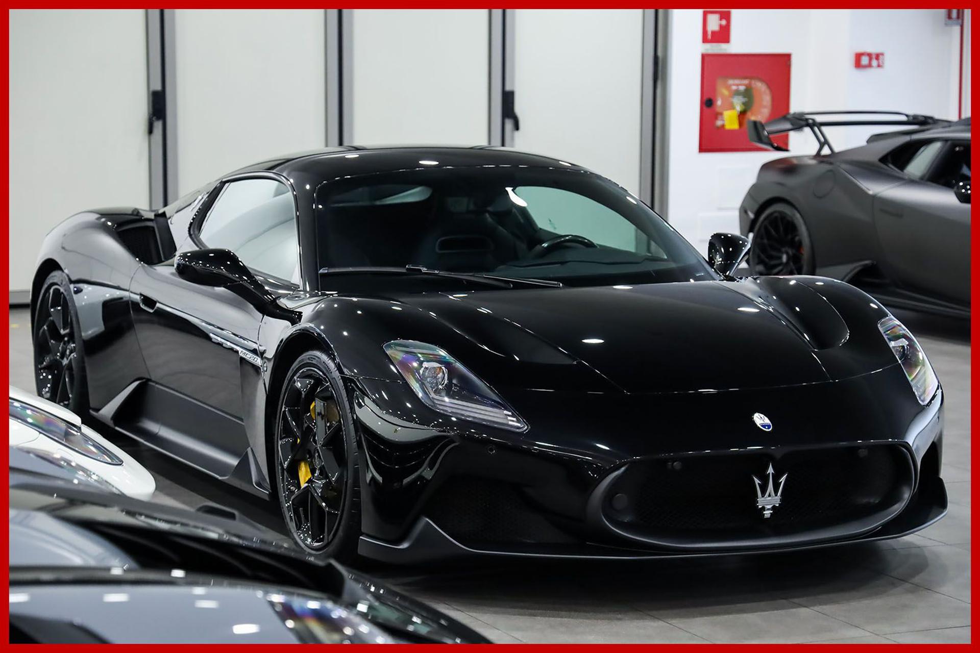 MASERATI MC20