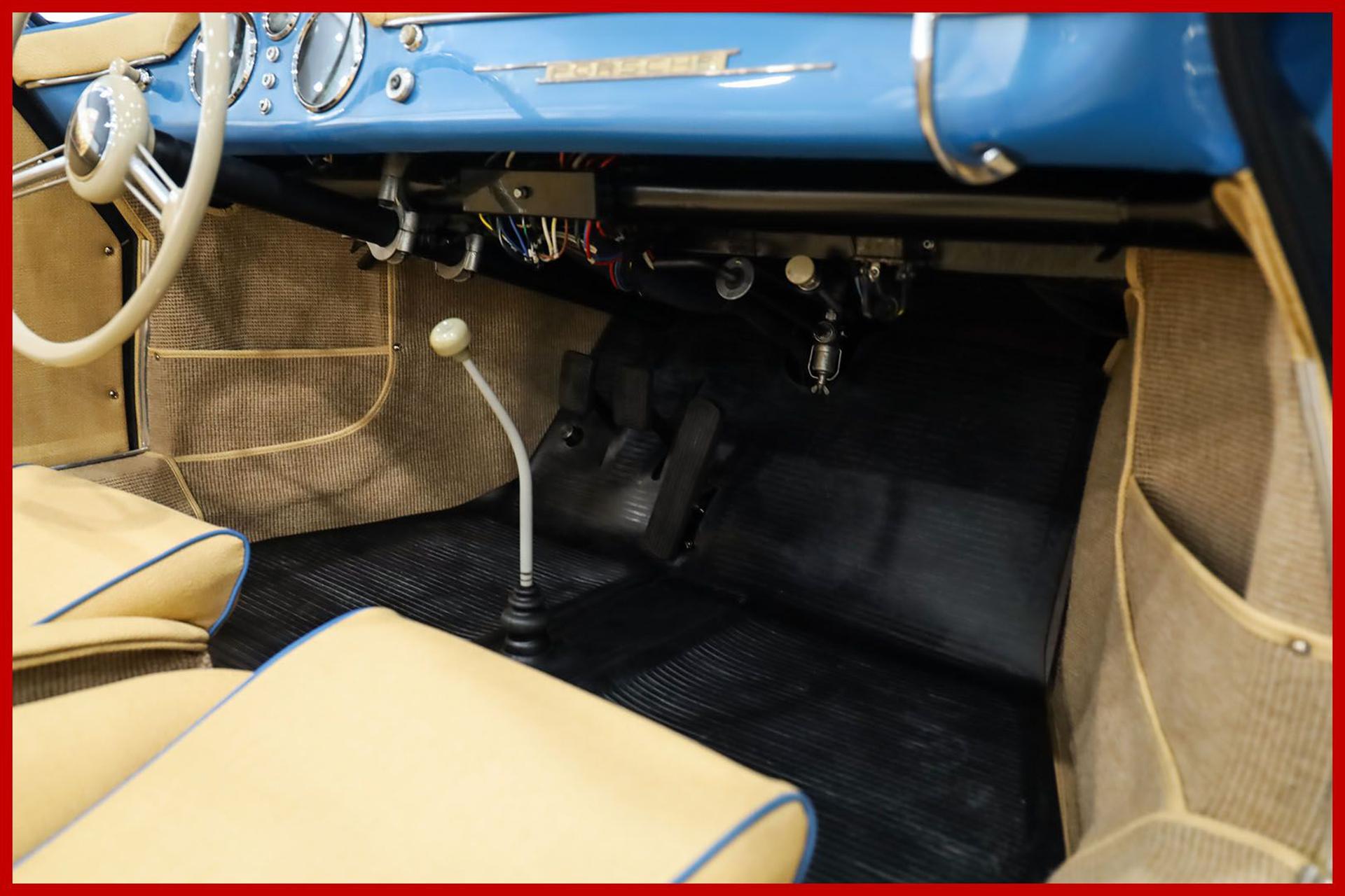 PORSCHE 356