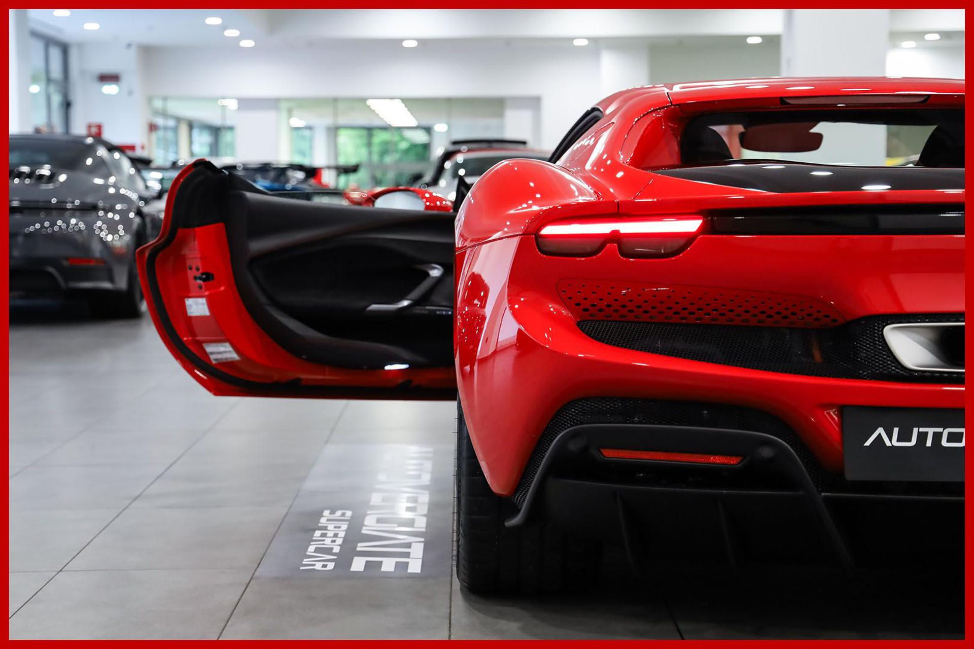 FERRARI 296