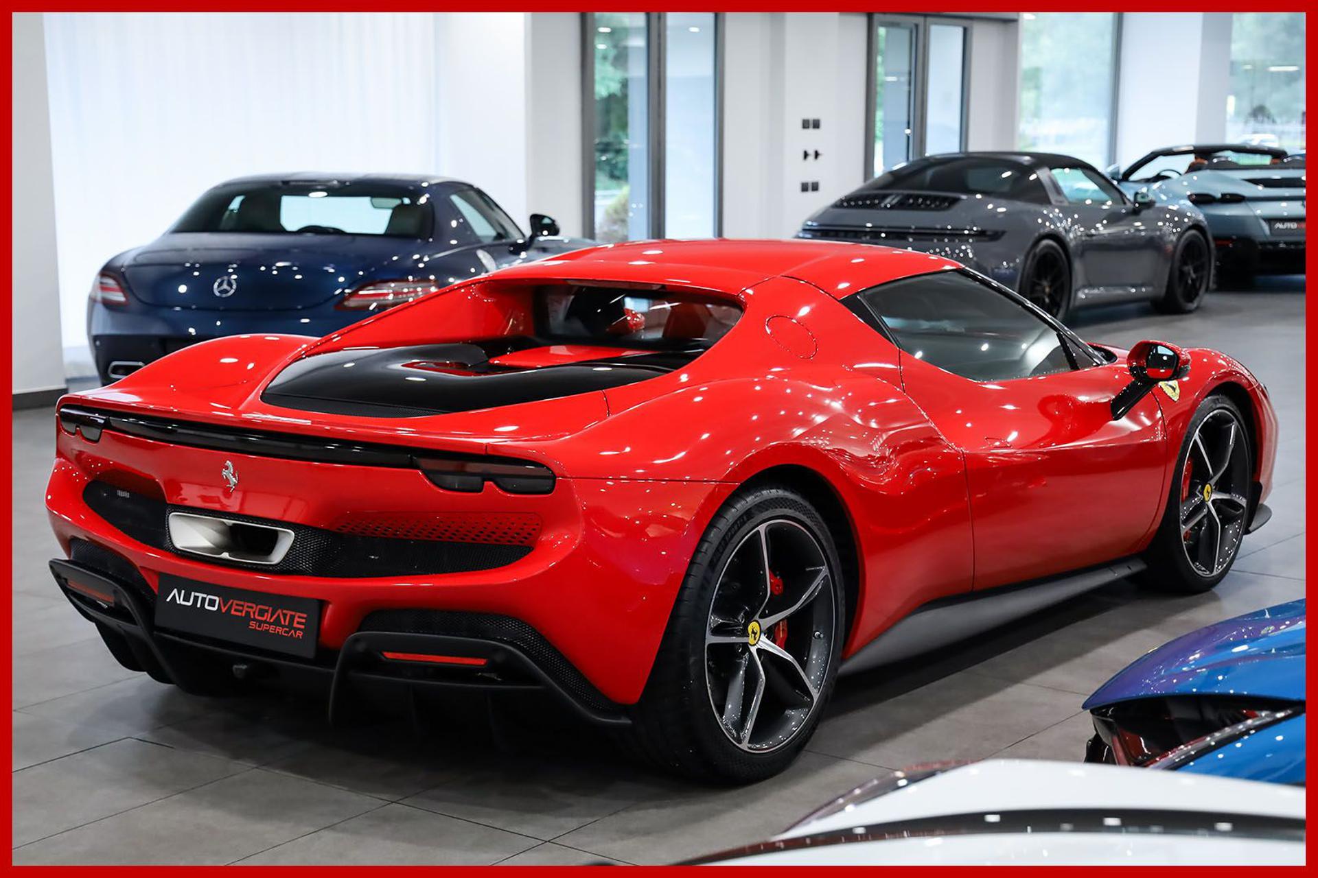 FERRARI 296