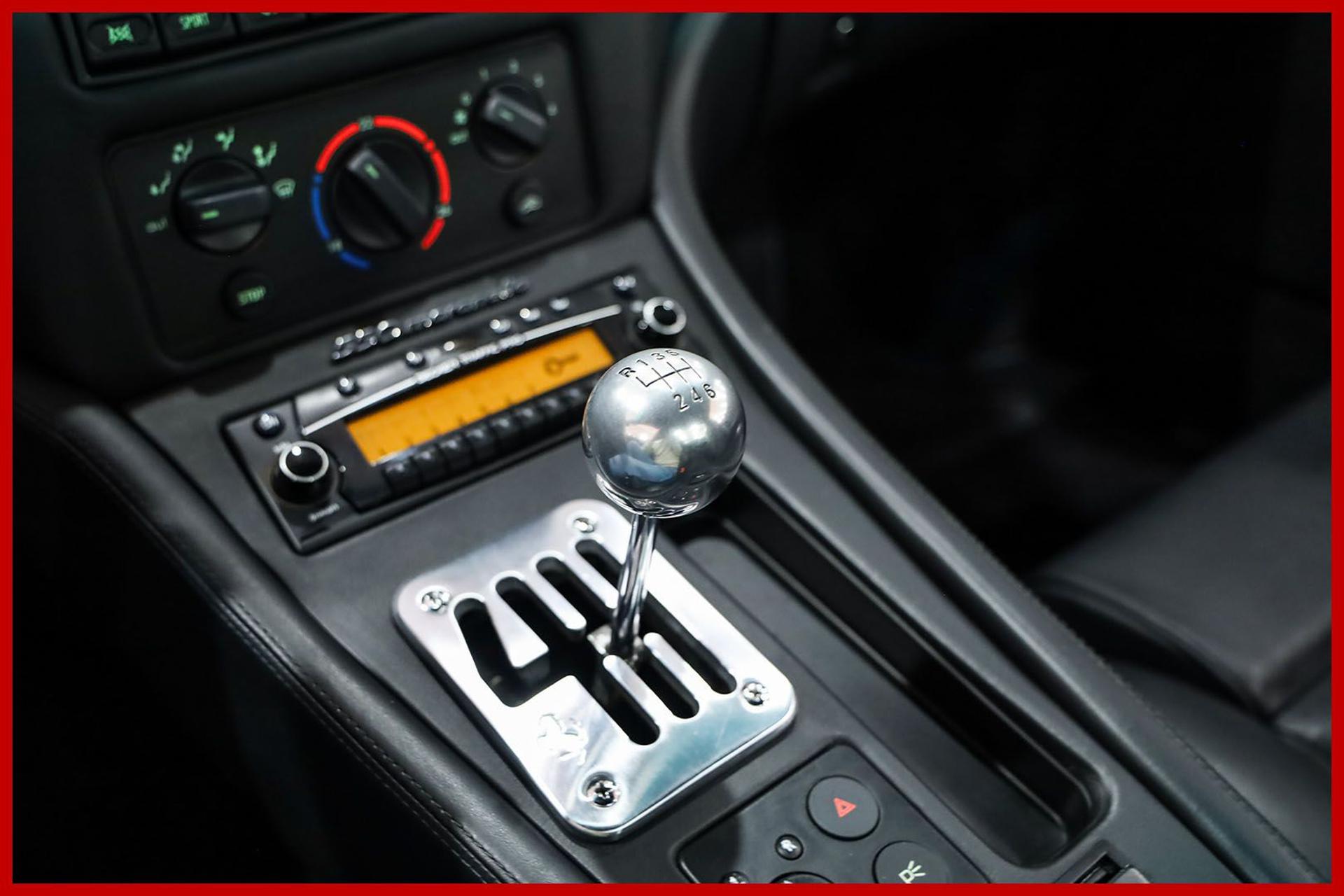 FERRARI 550