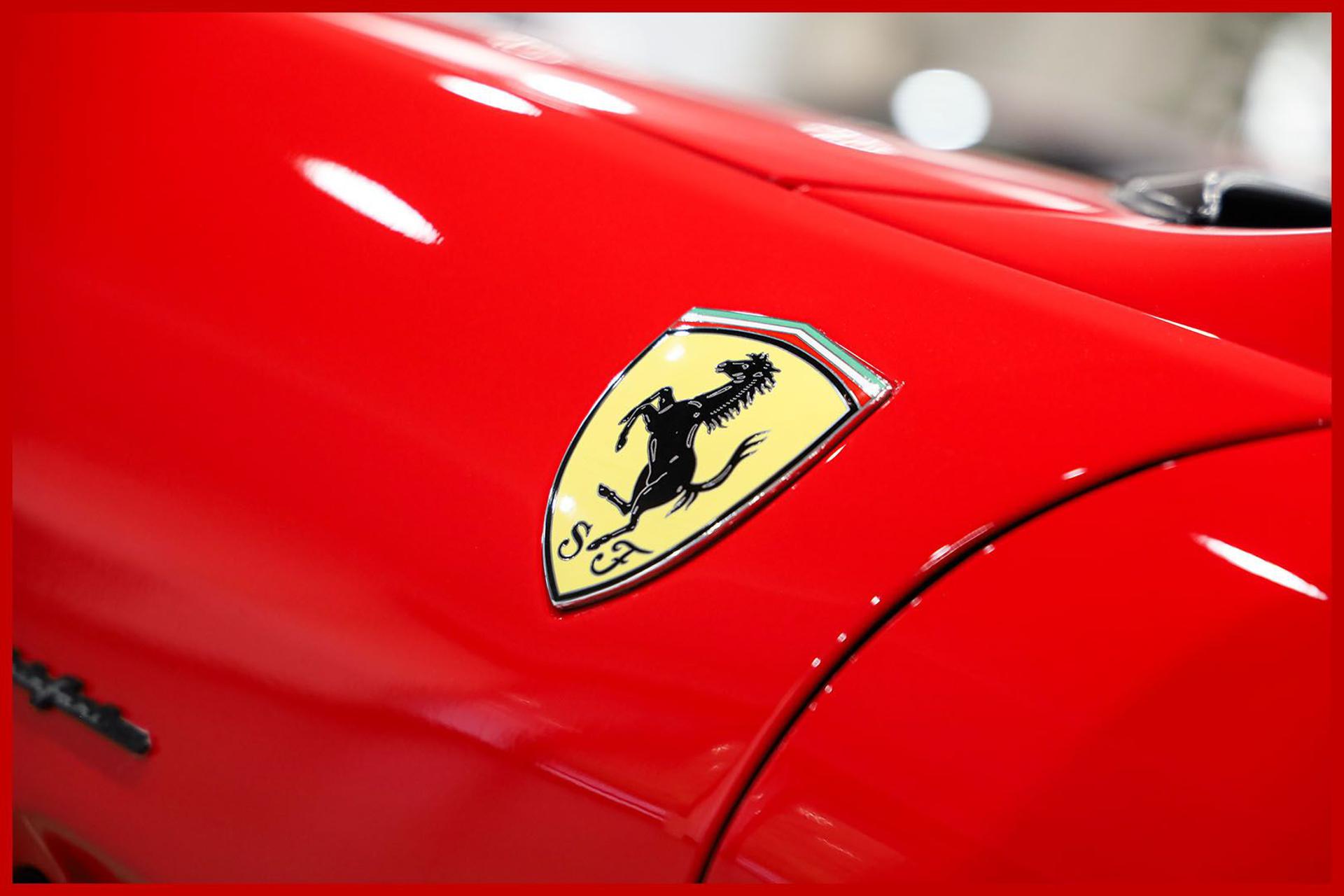 FERRARI 550