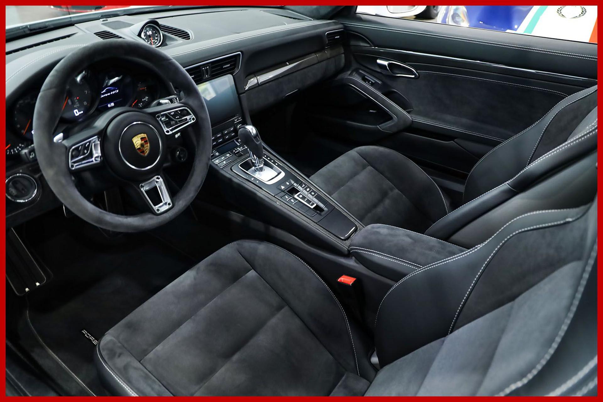 PORSCHE 991