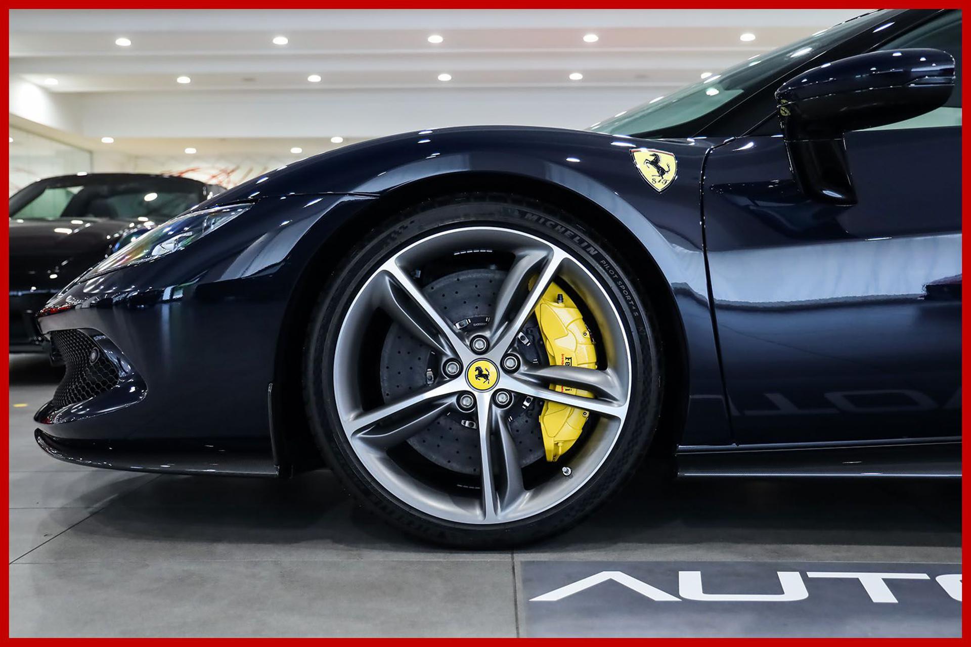 FERRARI 296 GTB