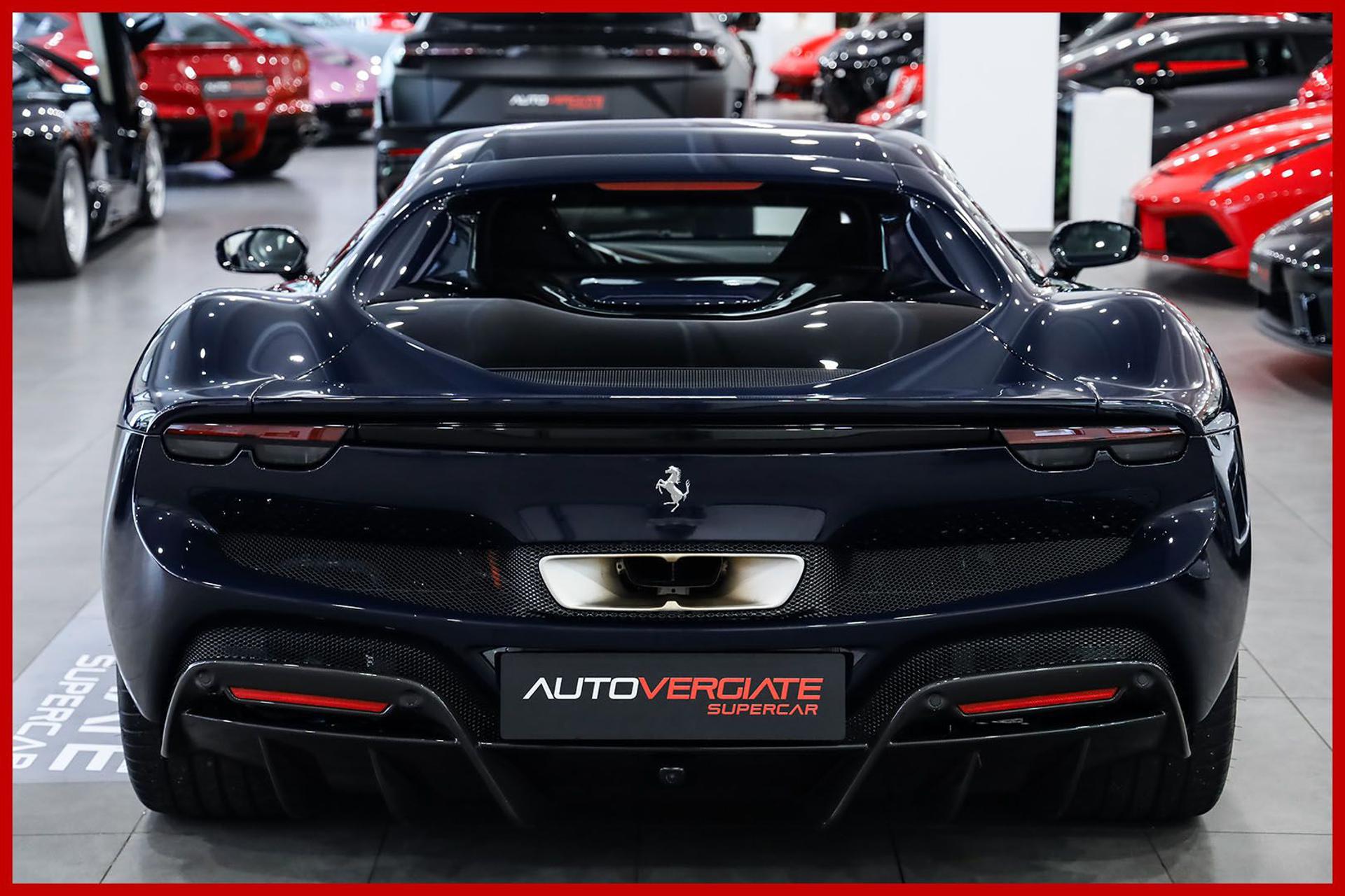 FERRARI 296 GTB