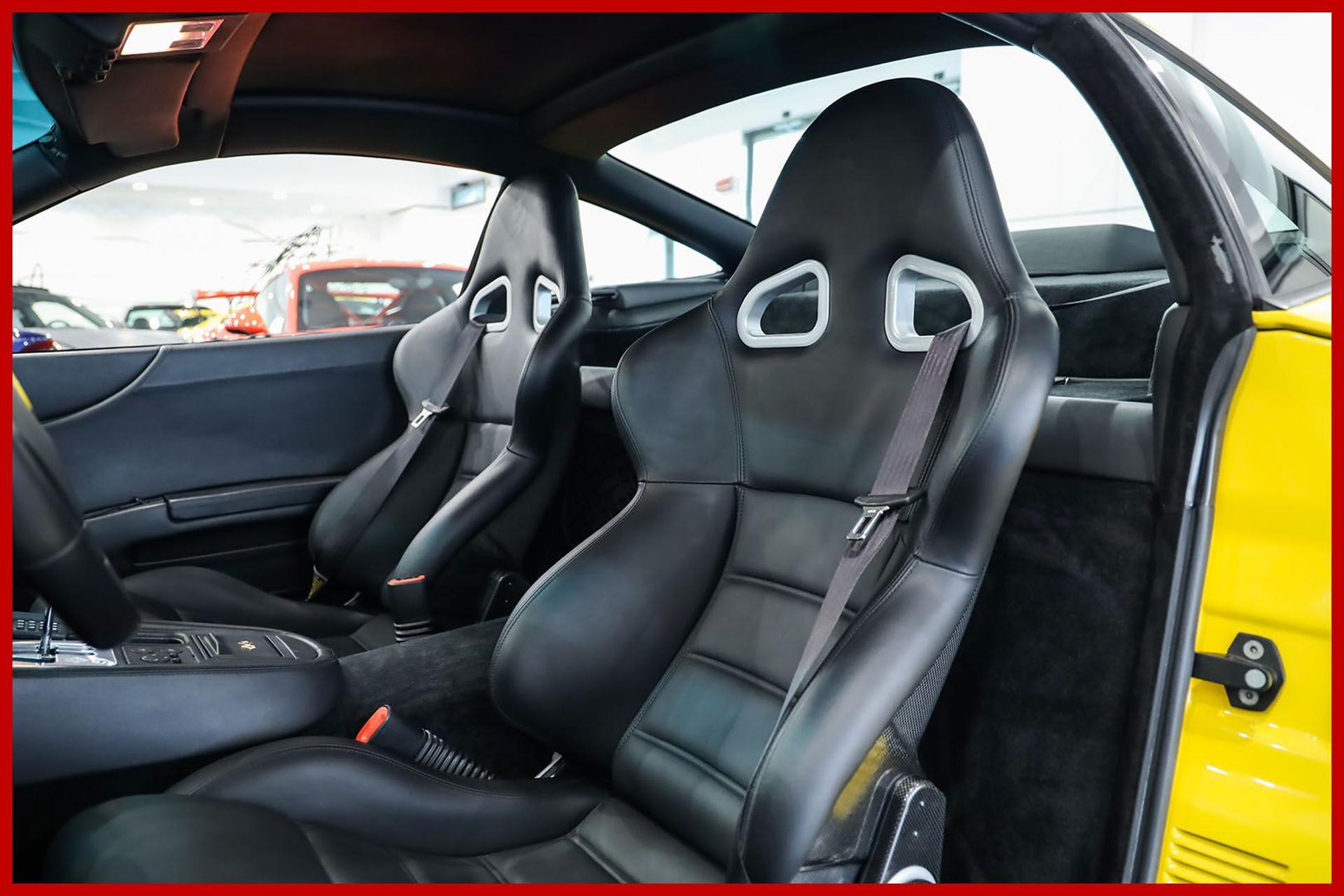 FERRARI 550