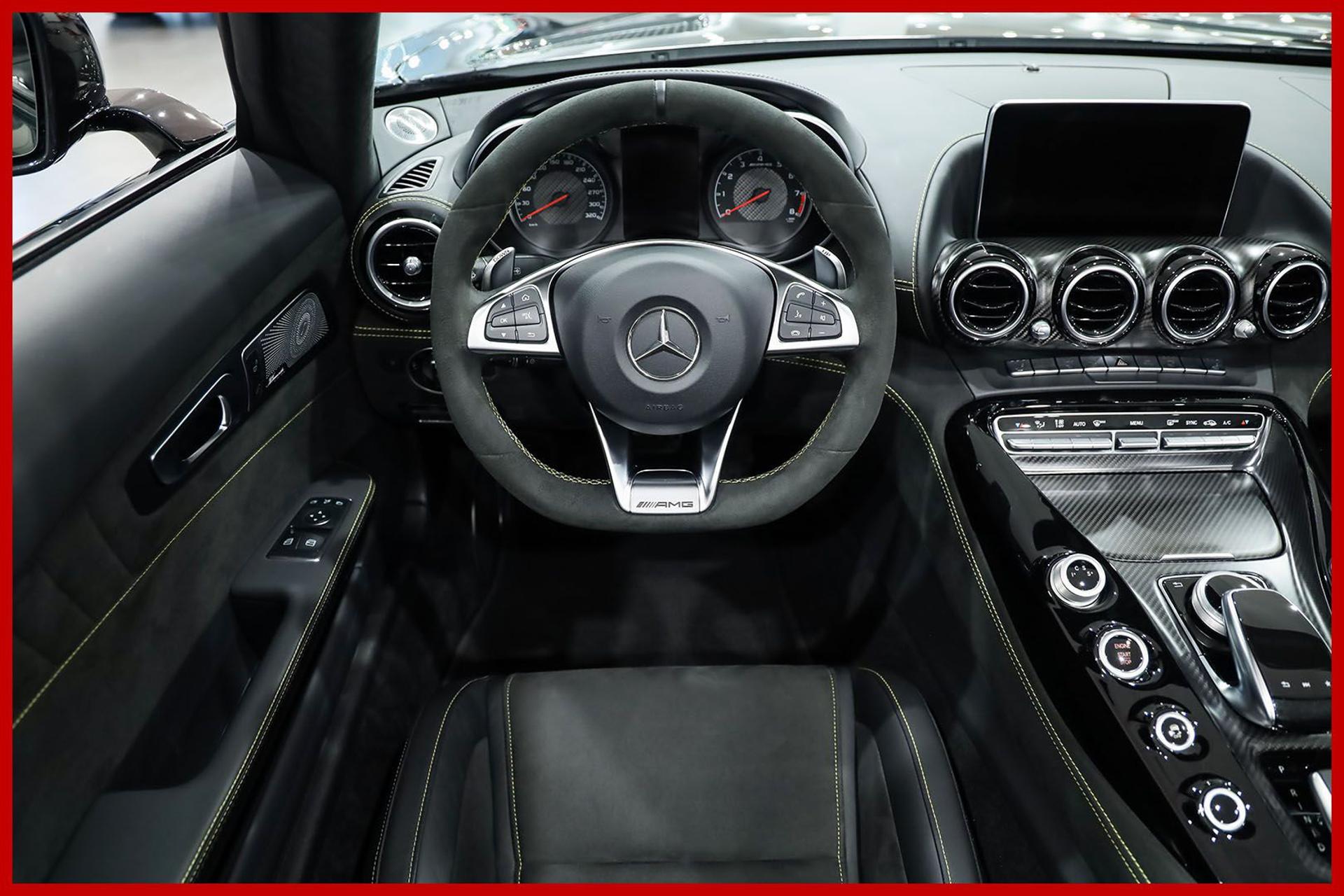 MERCEDES-BENZ GT