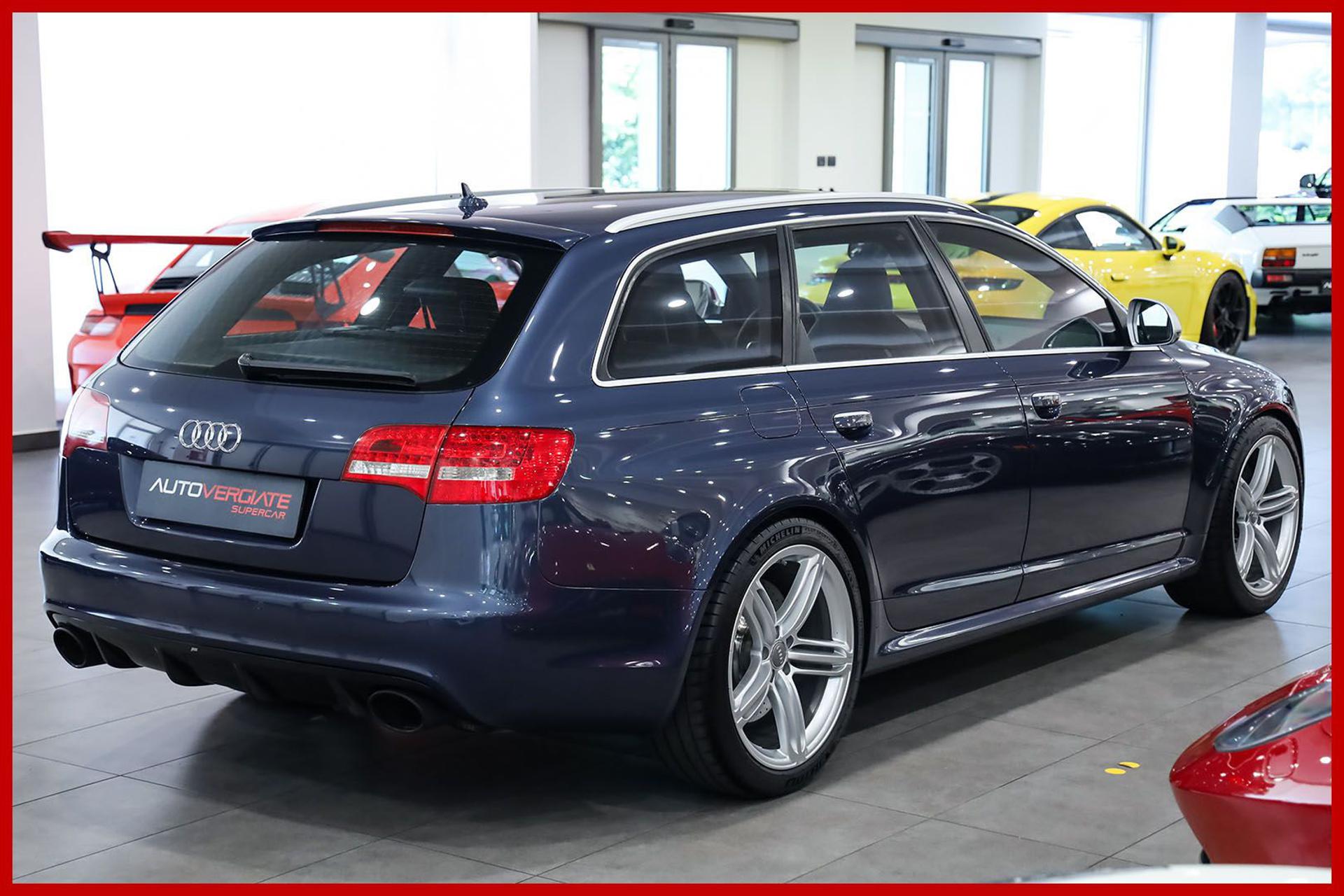 AUDI RS6