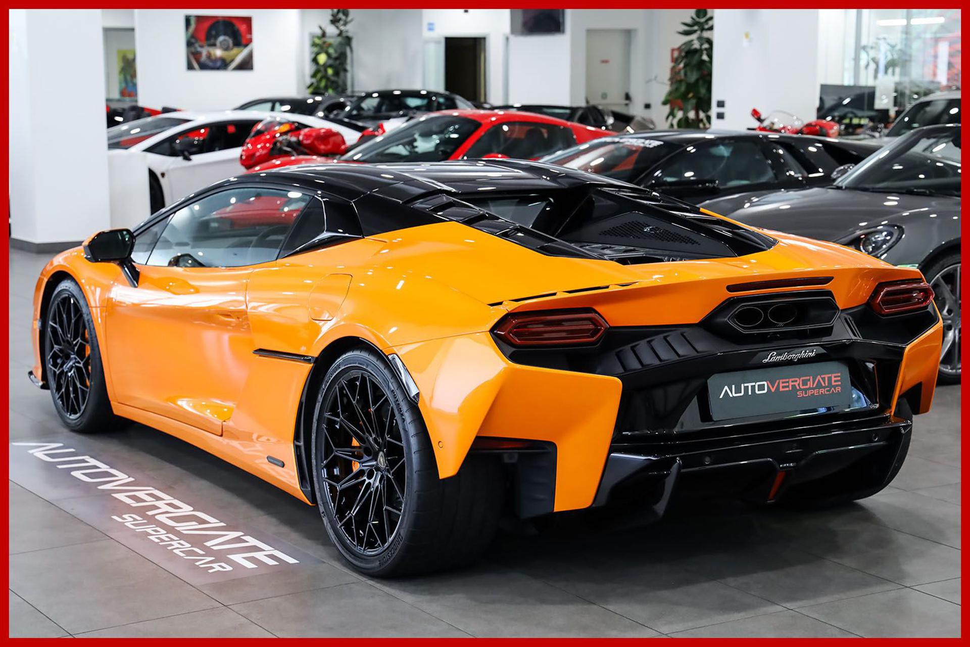 LAMBORGHINI Temerario