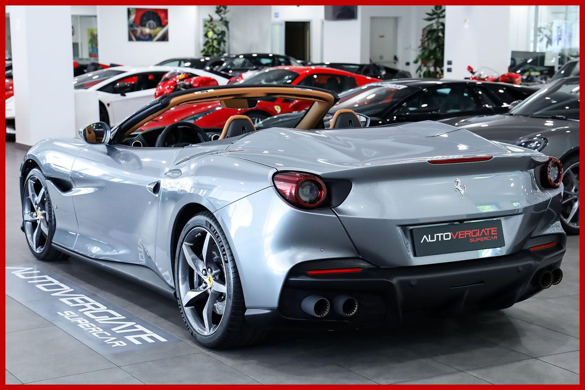 FERRARI Portofino