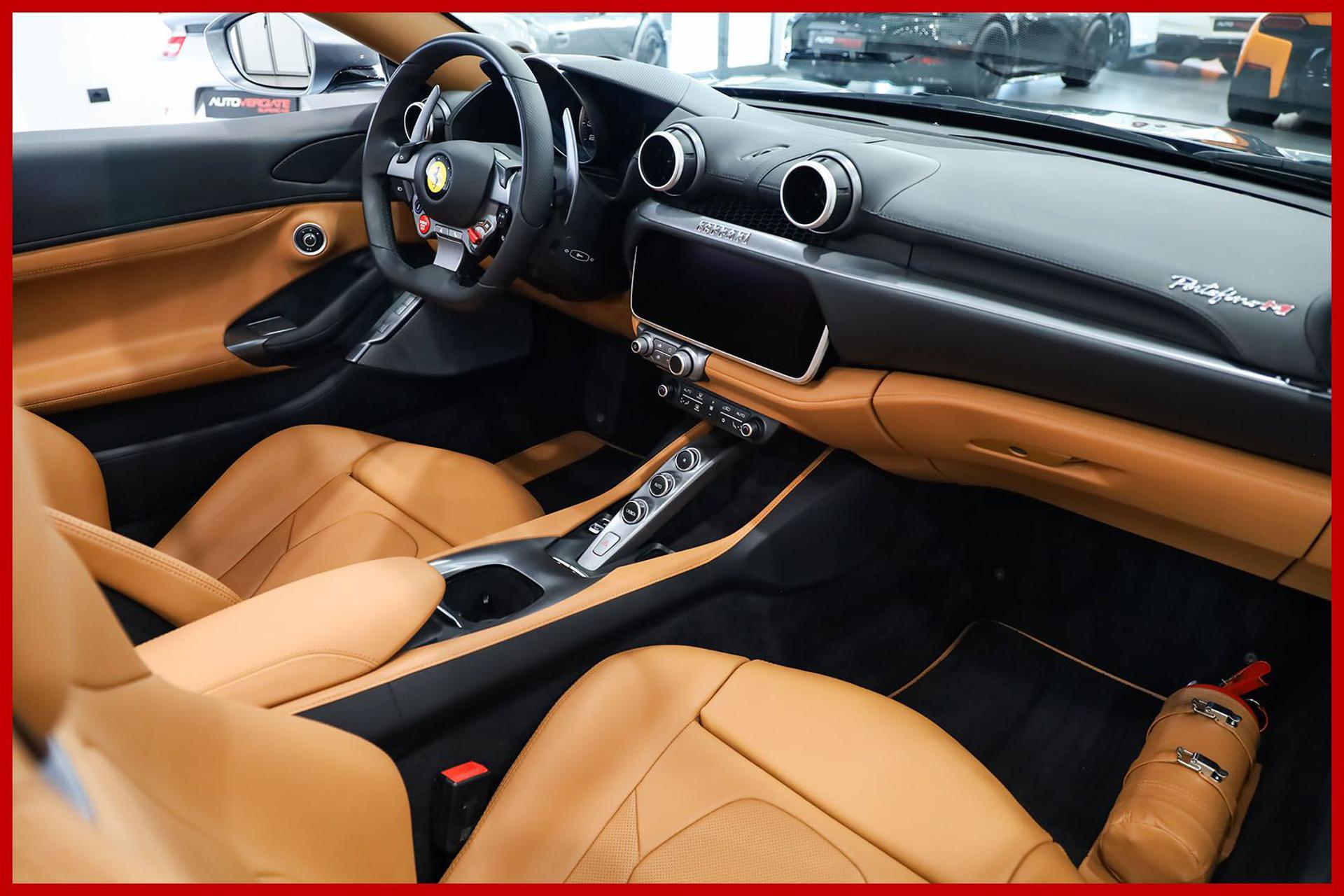 FERRARI Portofino