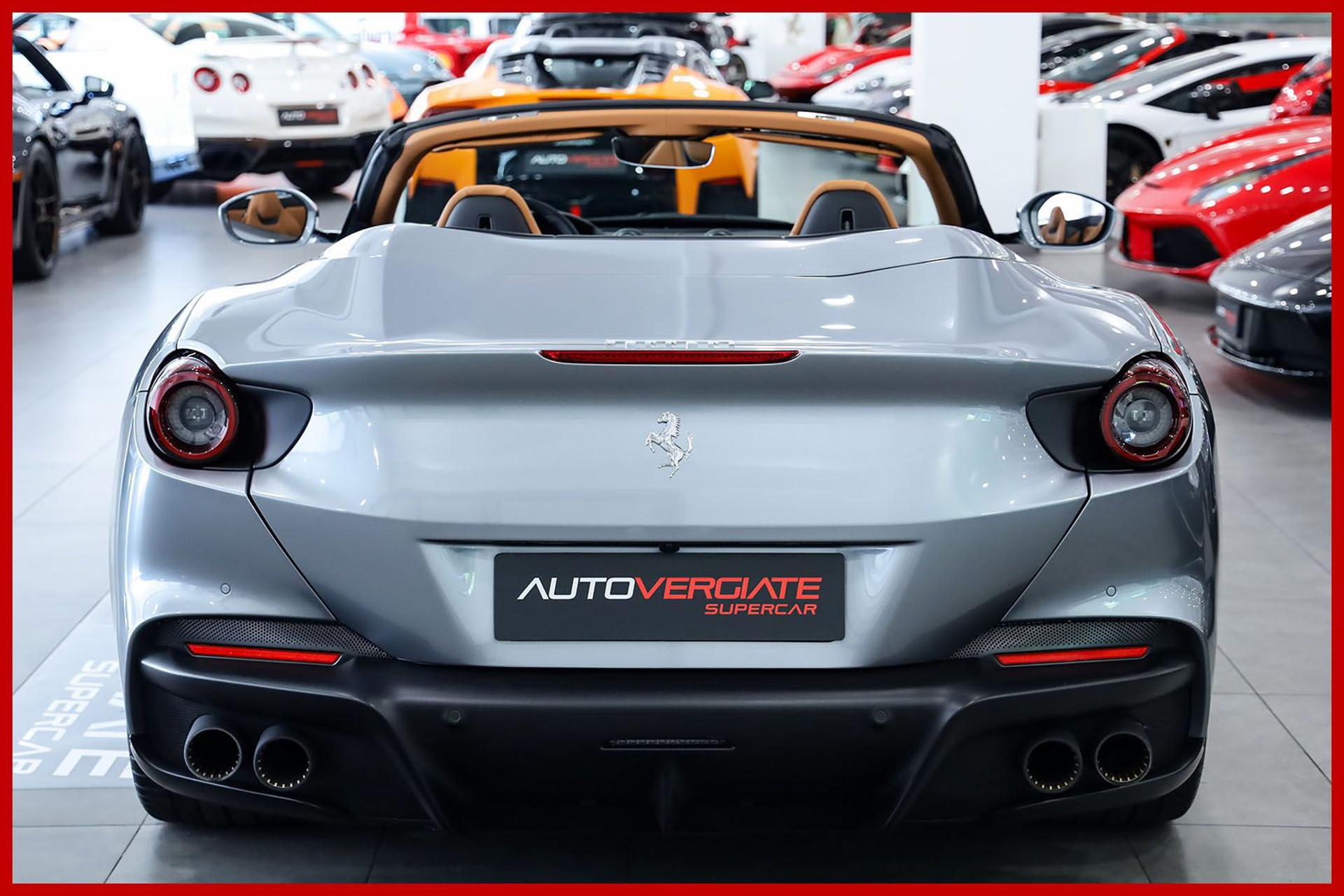 FERRARI Portofino