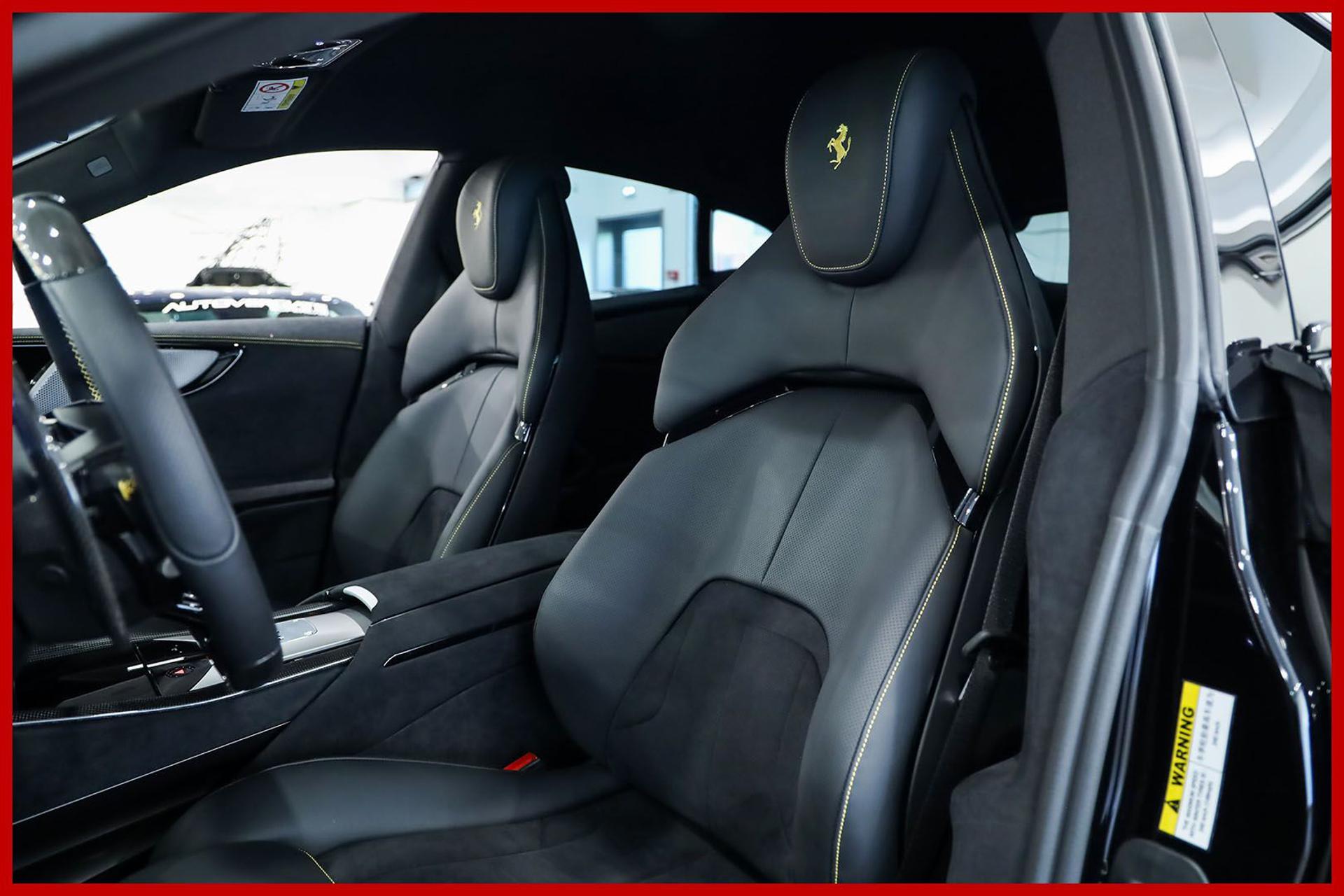 FERRARI Purosangue