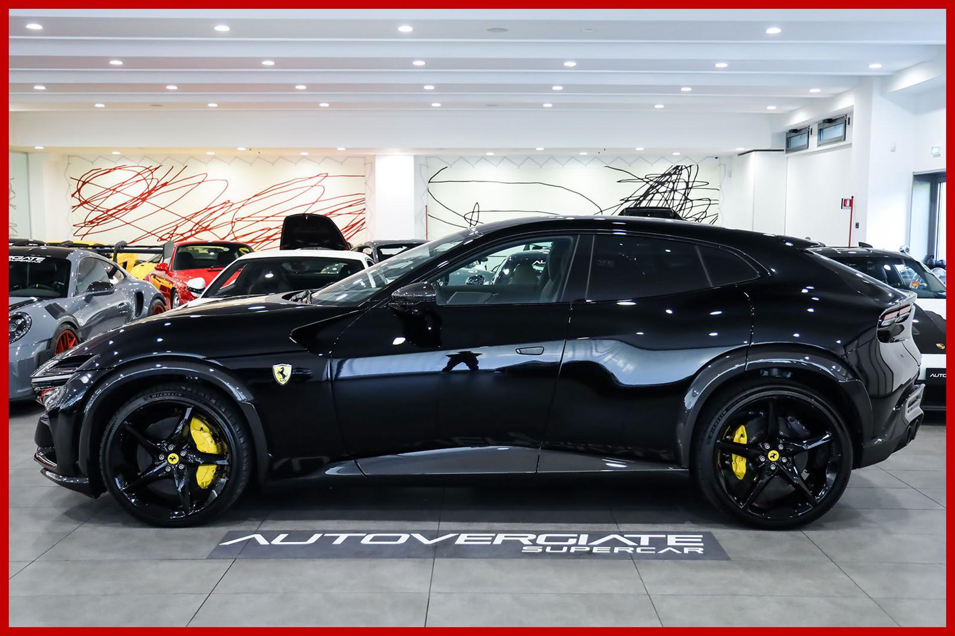FERRARI Purosangue