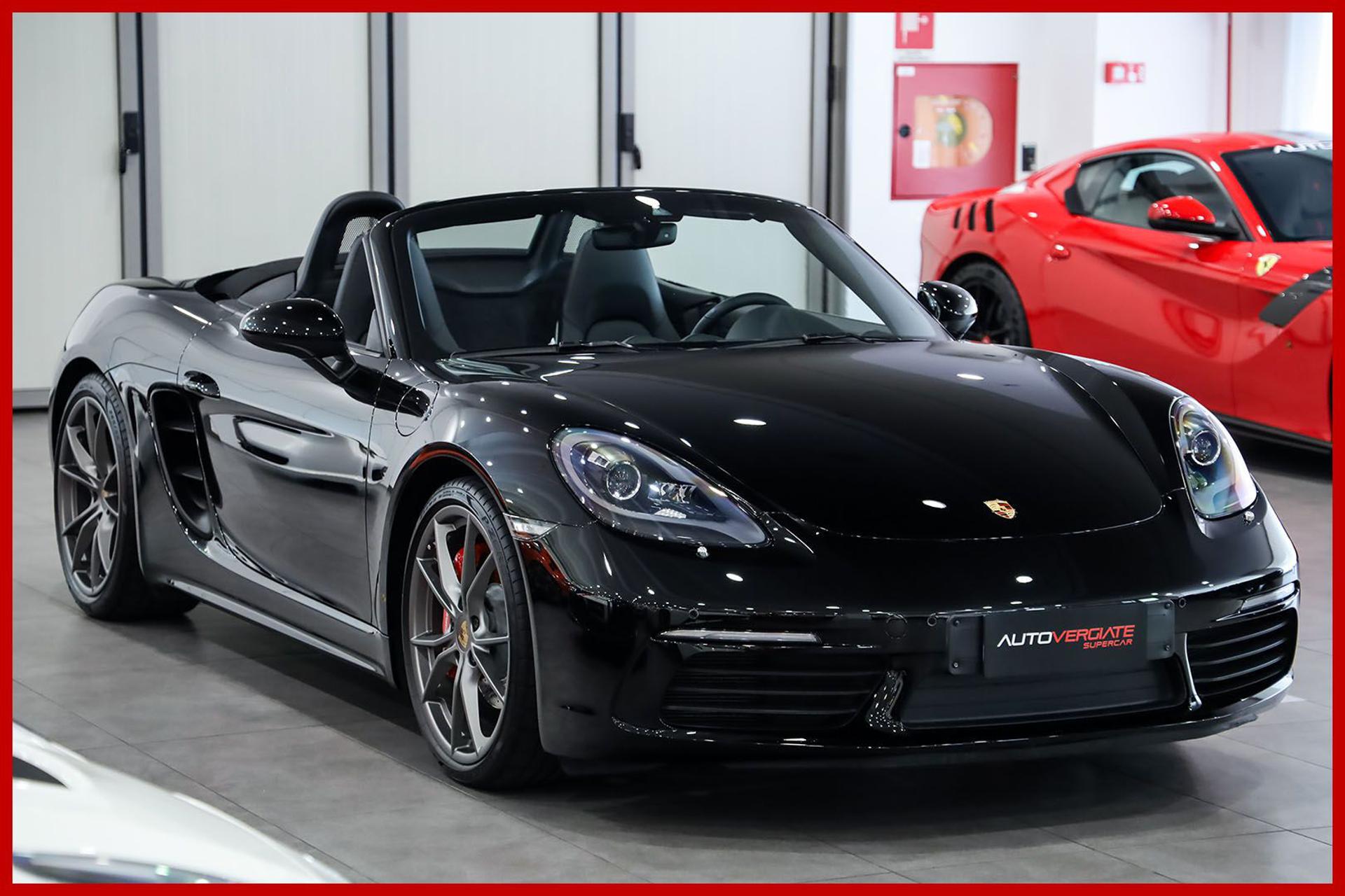 PORSCHE Boxster