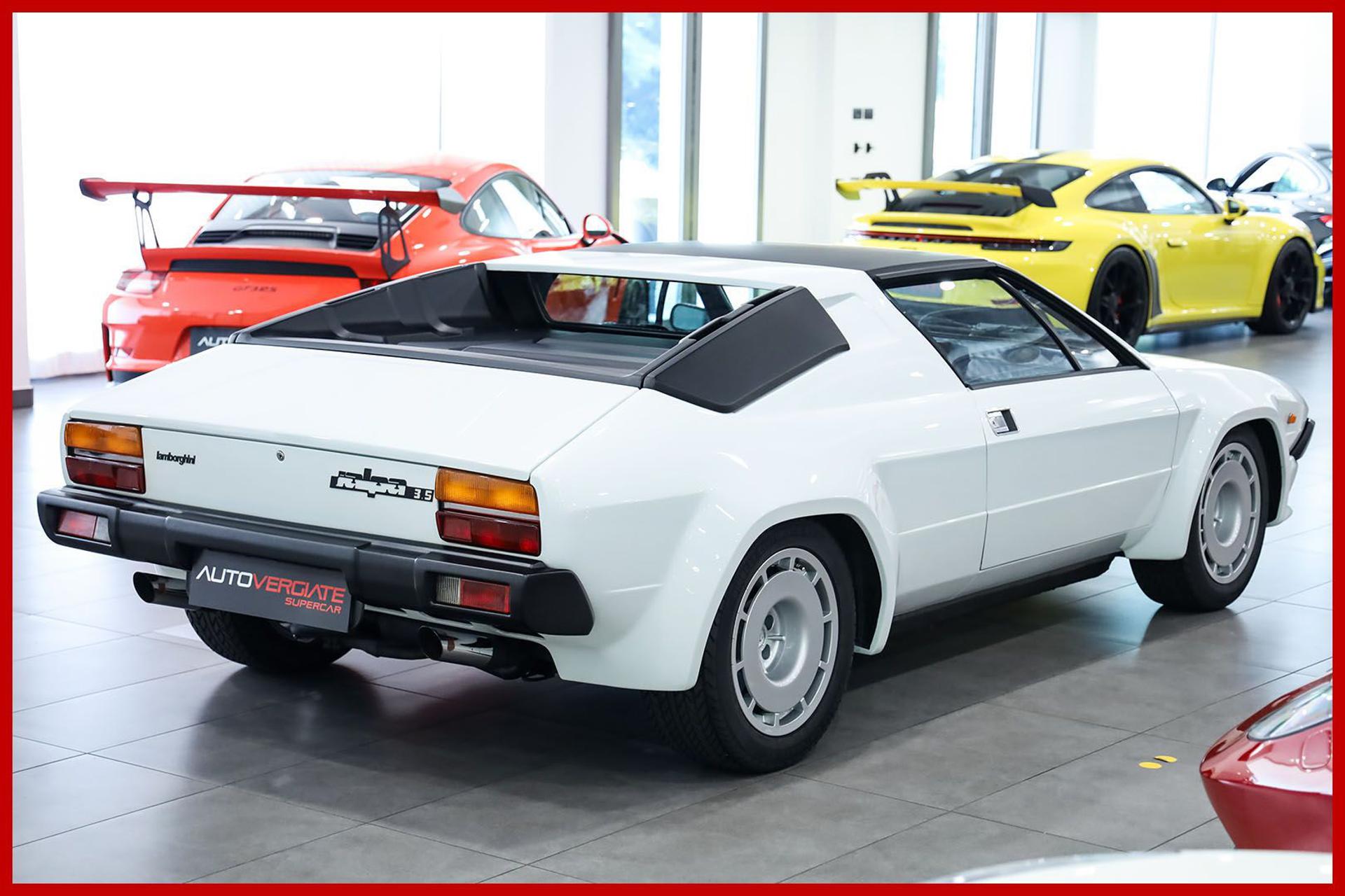 LAMBORGHINI Jalpa