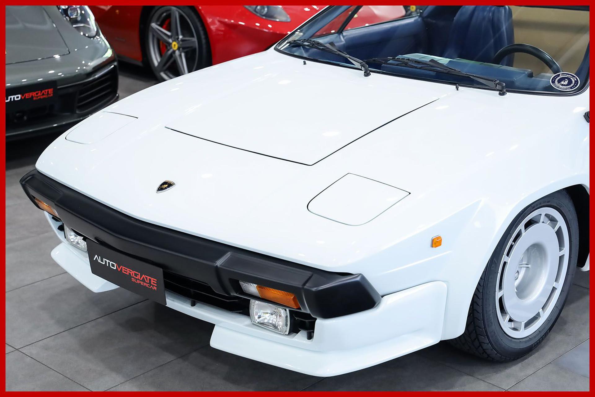 LAMBORGHINI Jalpa