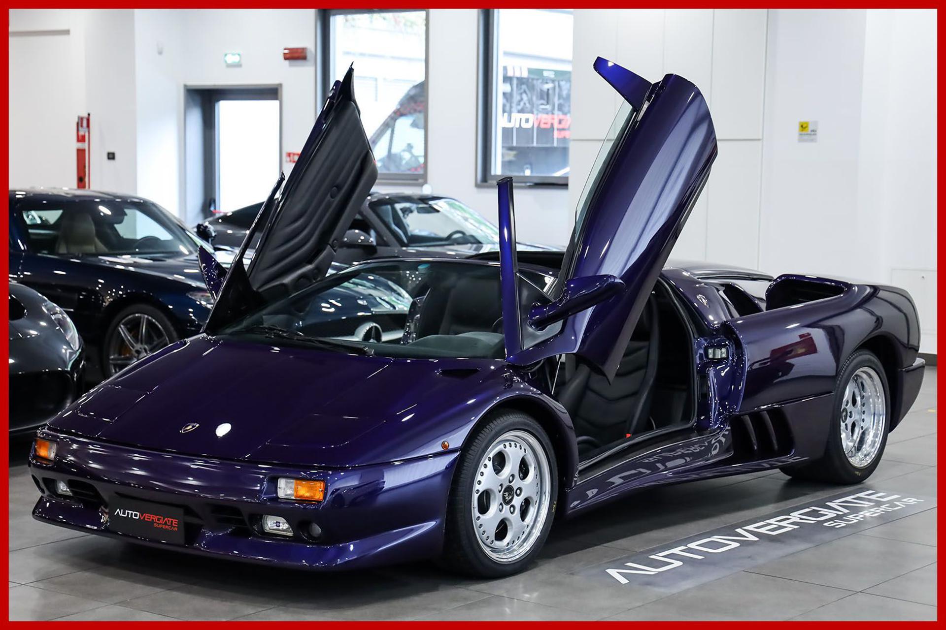 LAMBORGHINI Diablo