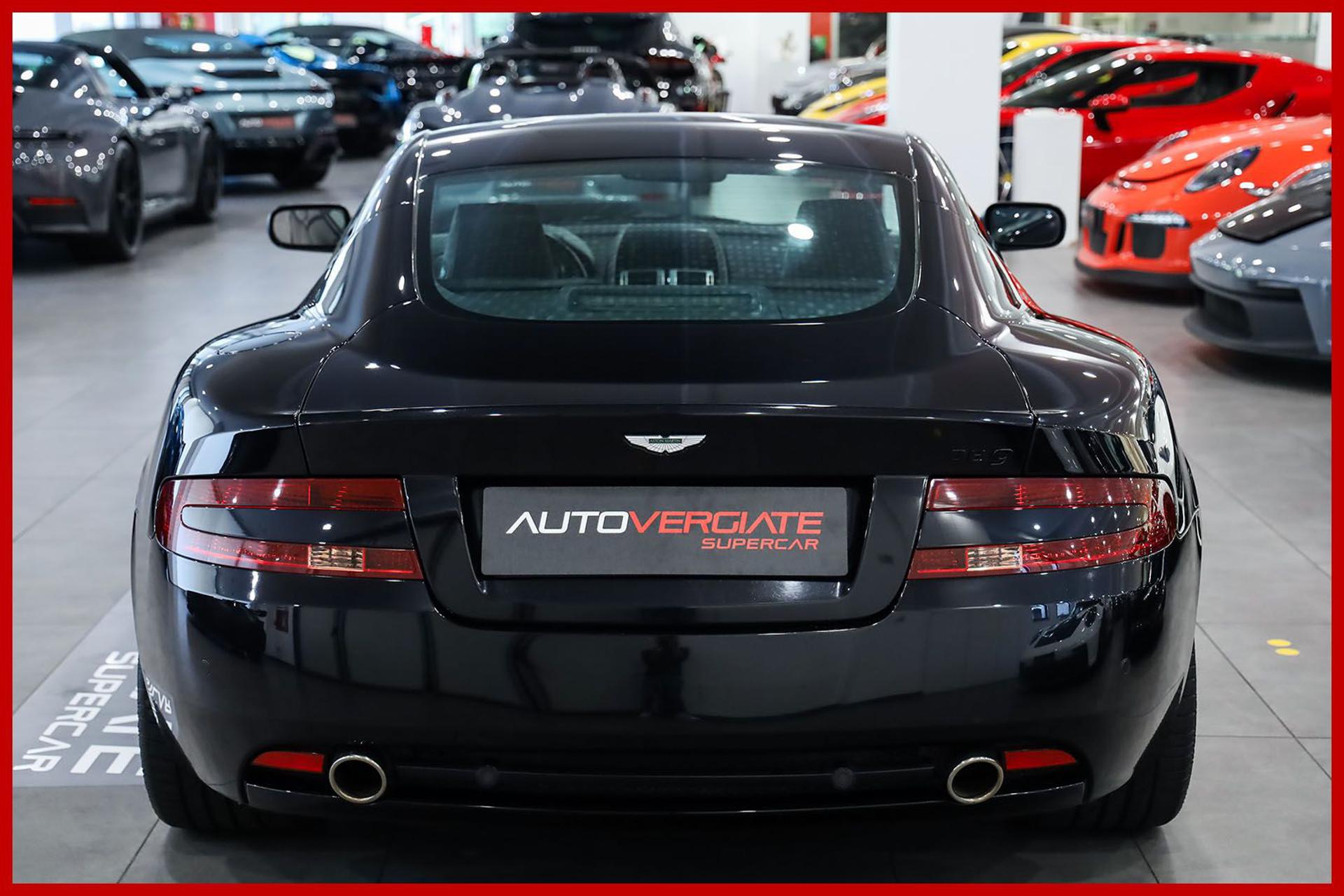 ASTON MARTIN DB9