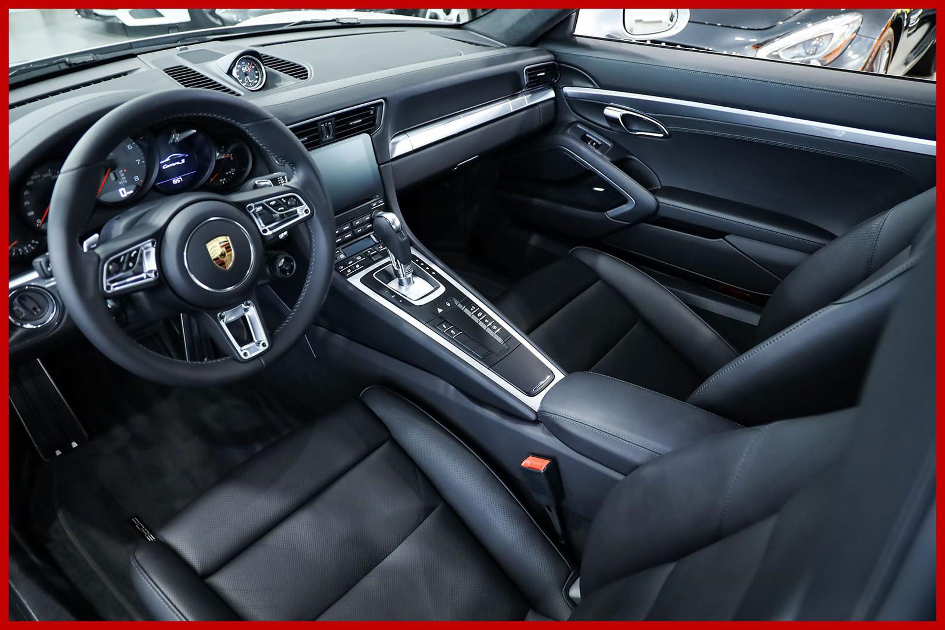 PORSCHE 991