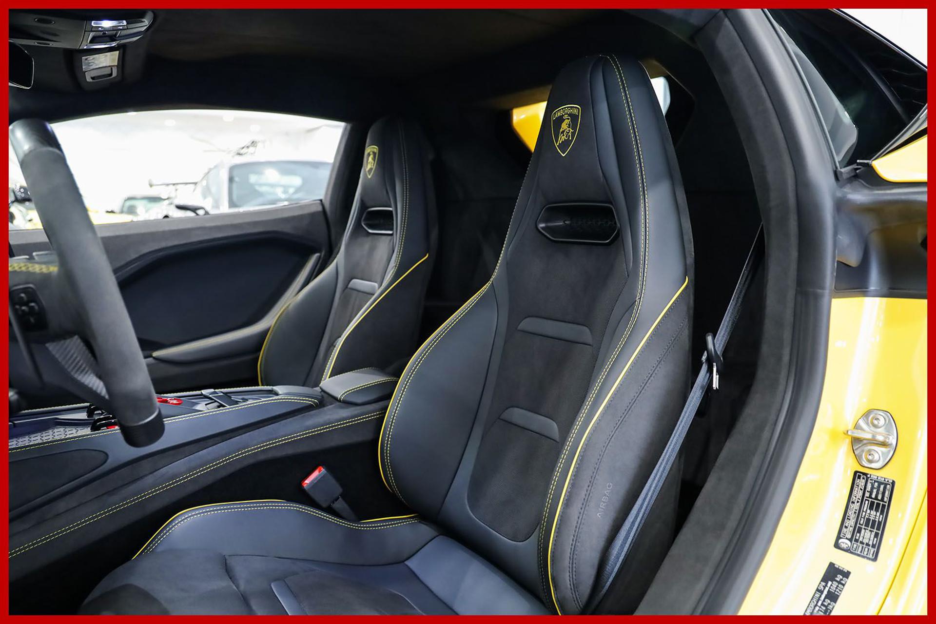 LAMBORGHINI Temerario